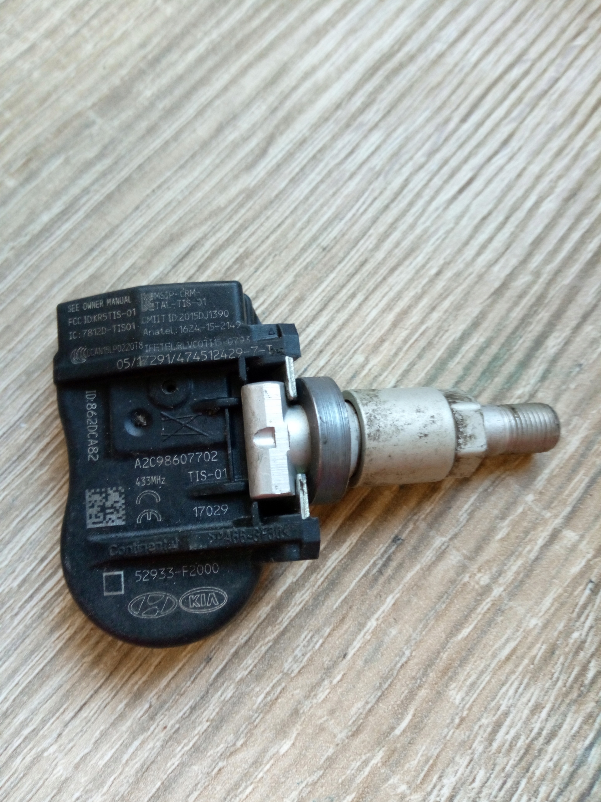 Датчик давления в колесах TPMS HYUNDAI I20 orig.*