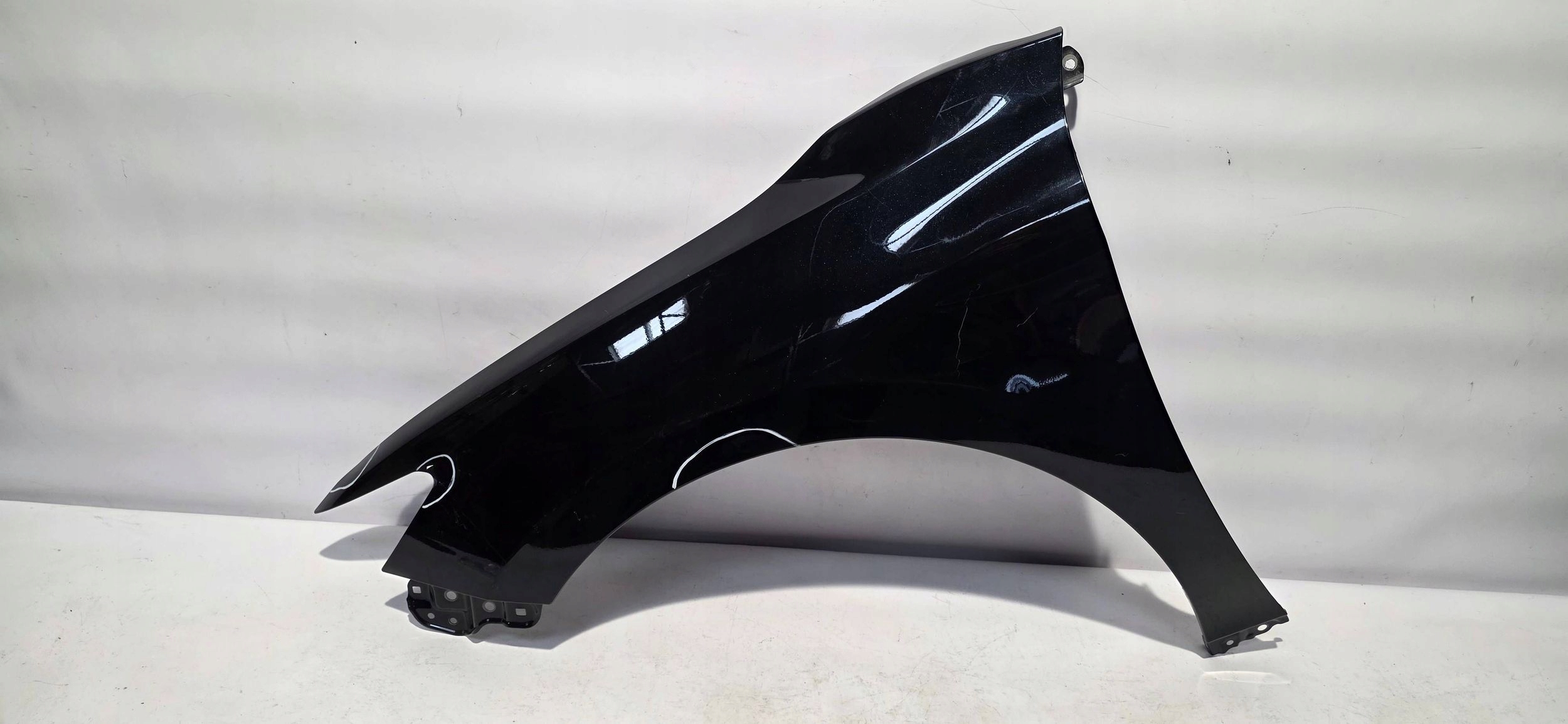 fender left side Toyota Camry VIII XV70