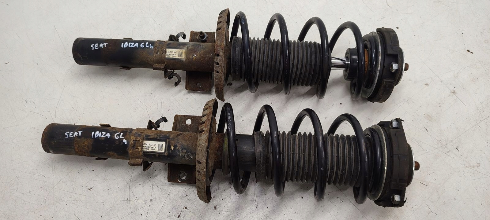 shock absorber spring front Seat Ibiza 6L LIFT 1,4 16V