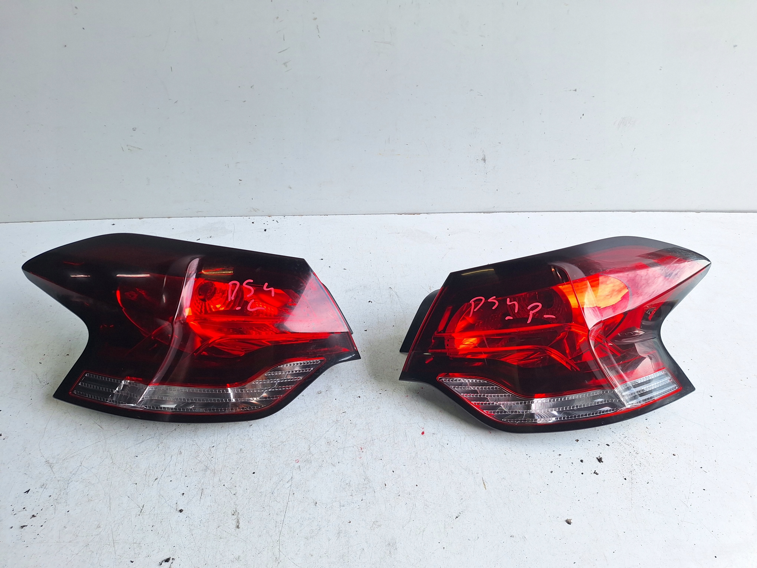CITROEN DS4 12-16 light left rear part LED