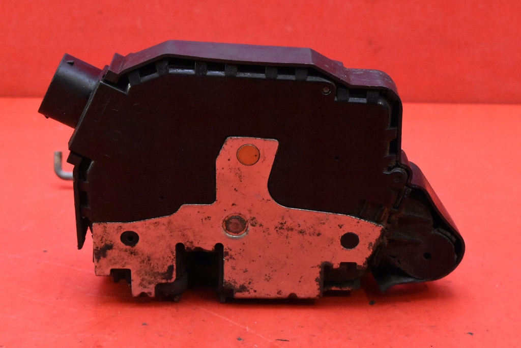 lock door right front front EU LAND ROVER FREELANDER 1 and 98-06