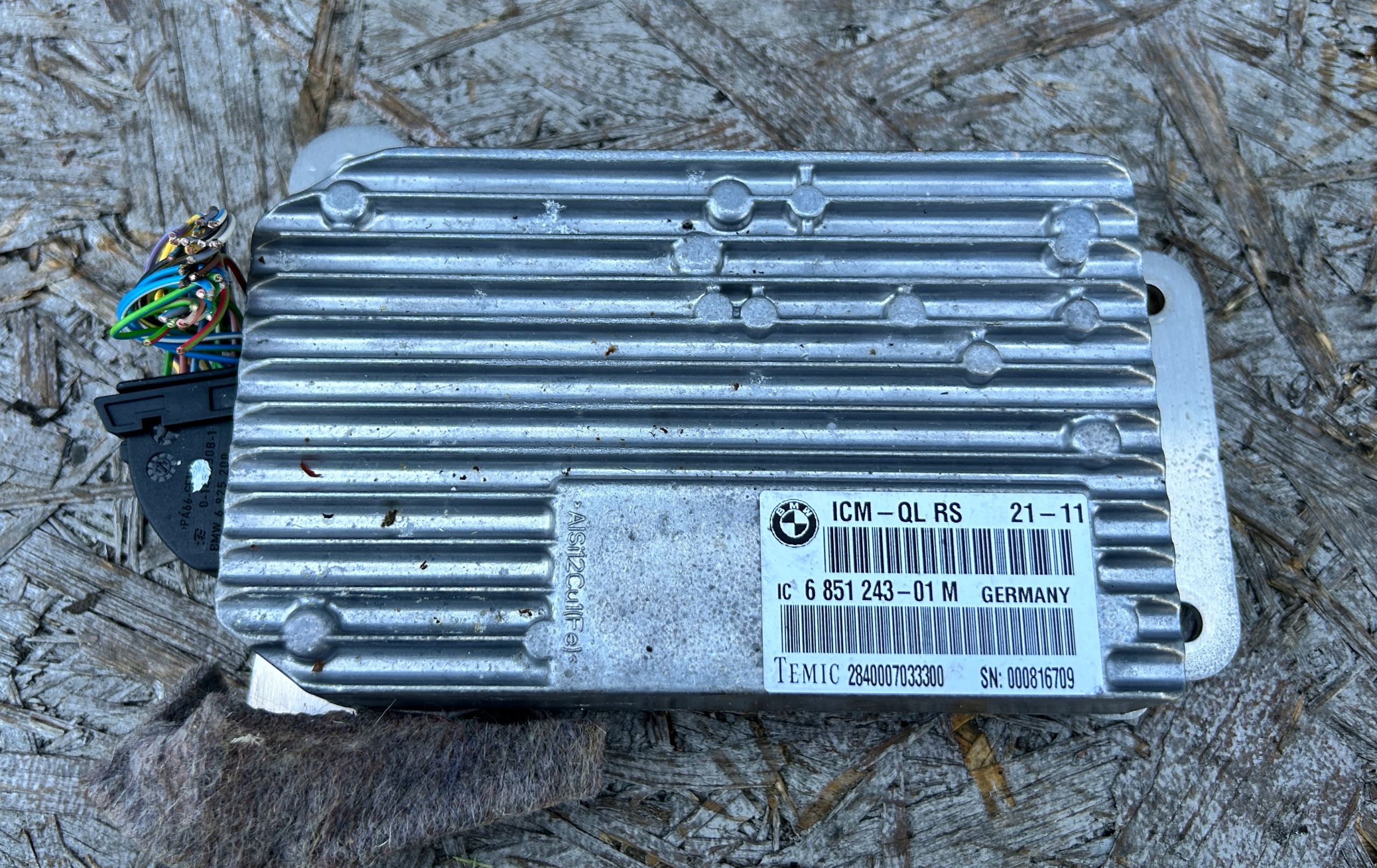 module control unit ICM BMW 5 GT GRAN TURISMO F07 6851243
