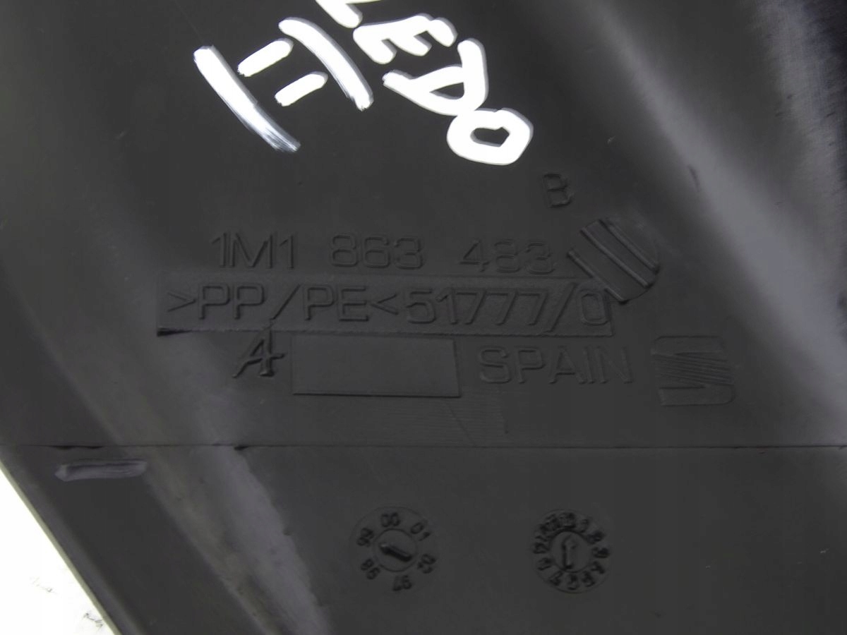 SEAT TOLEDO II 98-05 OSŁONA PROGU LEWY PRZÓD Typ samochodu Samochody osobowe