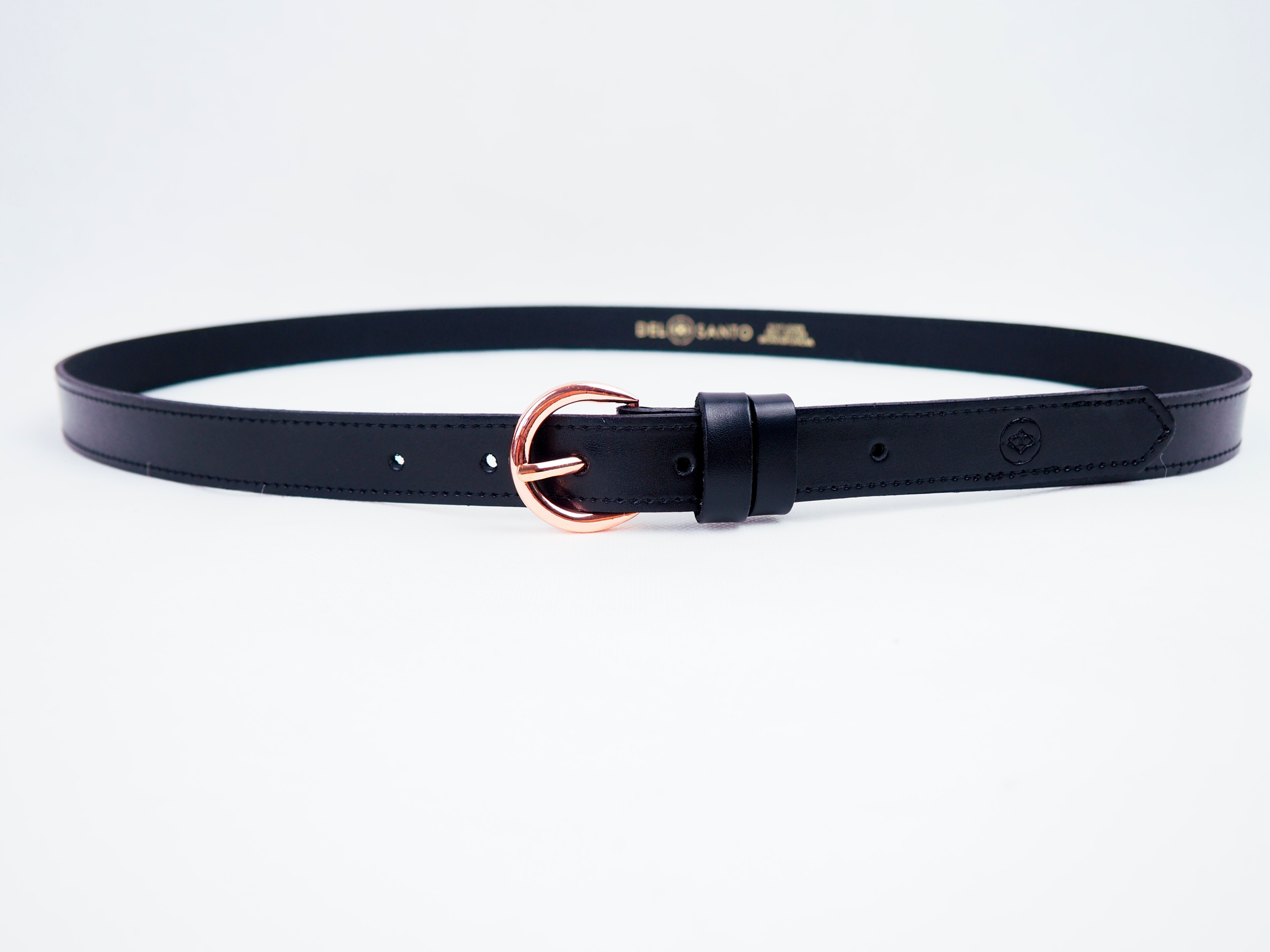 

Damski pasek skórzany kolor czarny -del Santo-