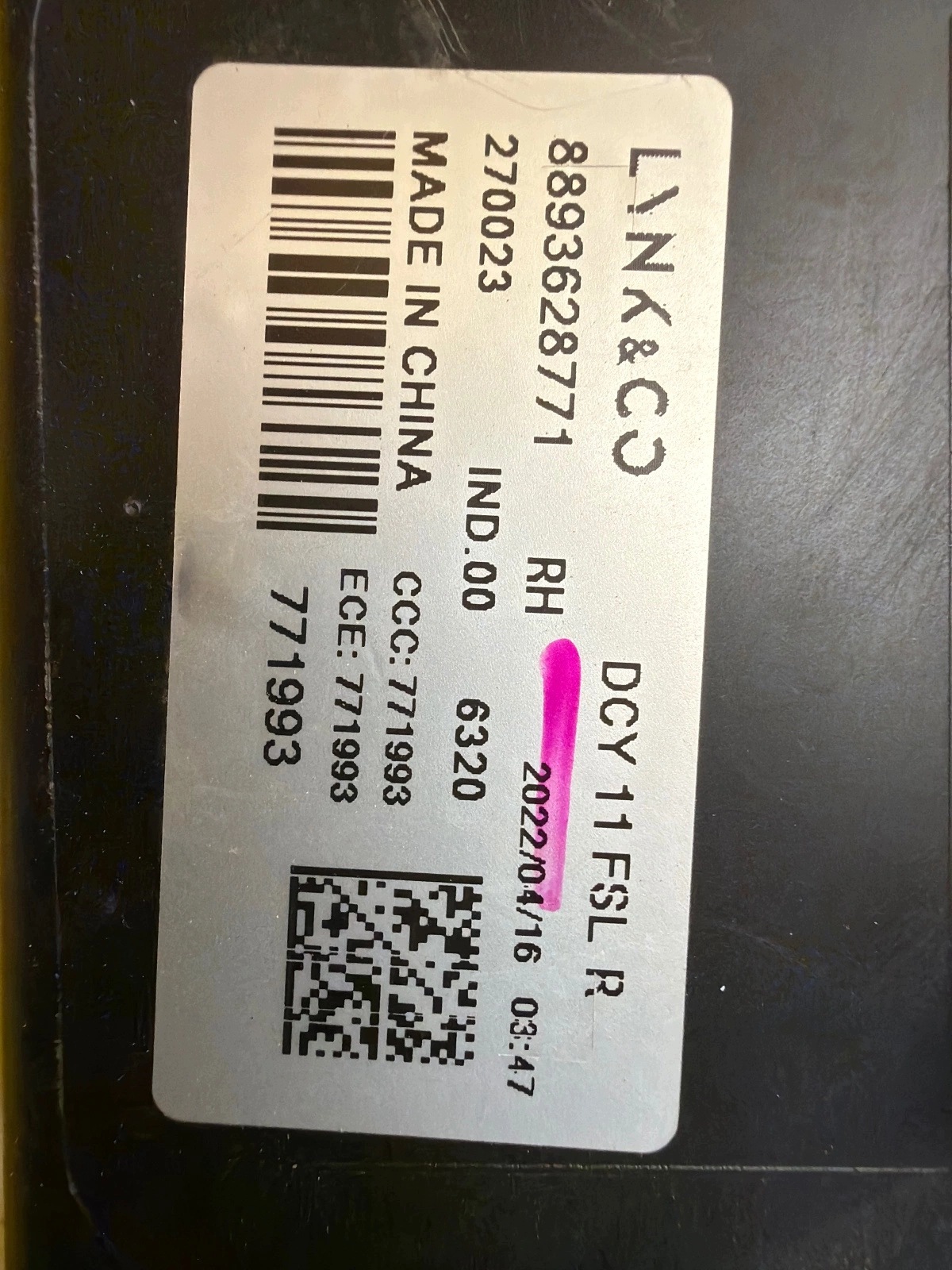 light right front Lynk&Co 01 DRL 8893628771