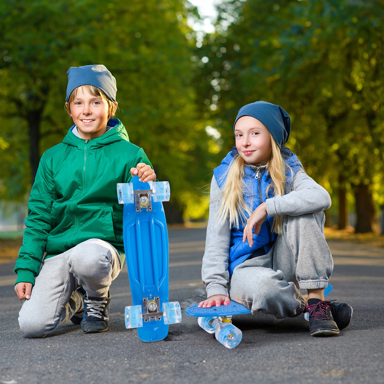 FISZKA DESKOROLKA DLA DZIECI ŚWIECĄCE KOŁA LED NIEBIESKA 56CM ABEC7 RGB Szerokość decku 15 cm