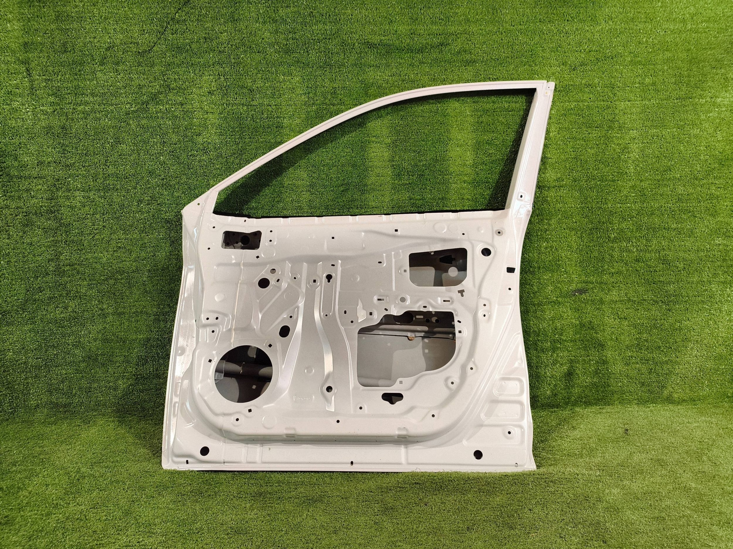 door front right right front TOYOTA COROLLA CROSS NR.4959