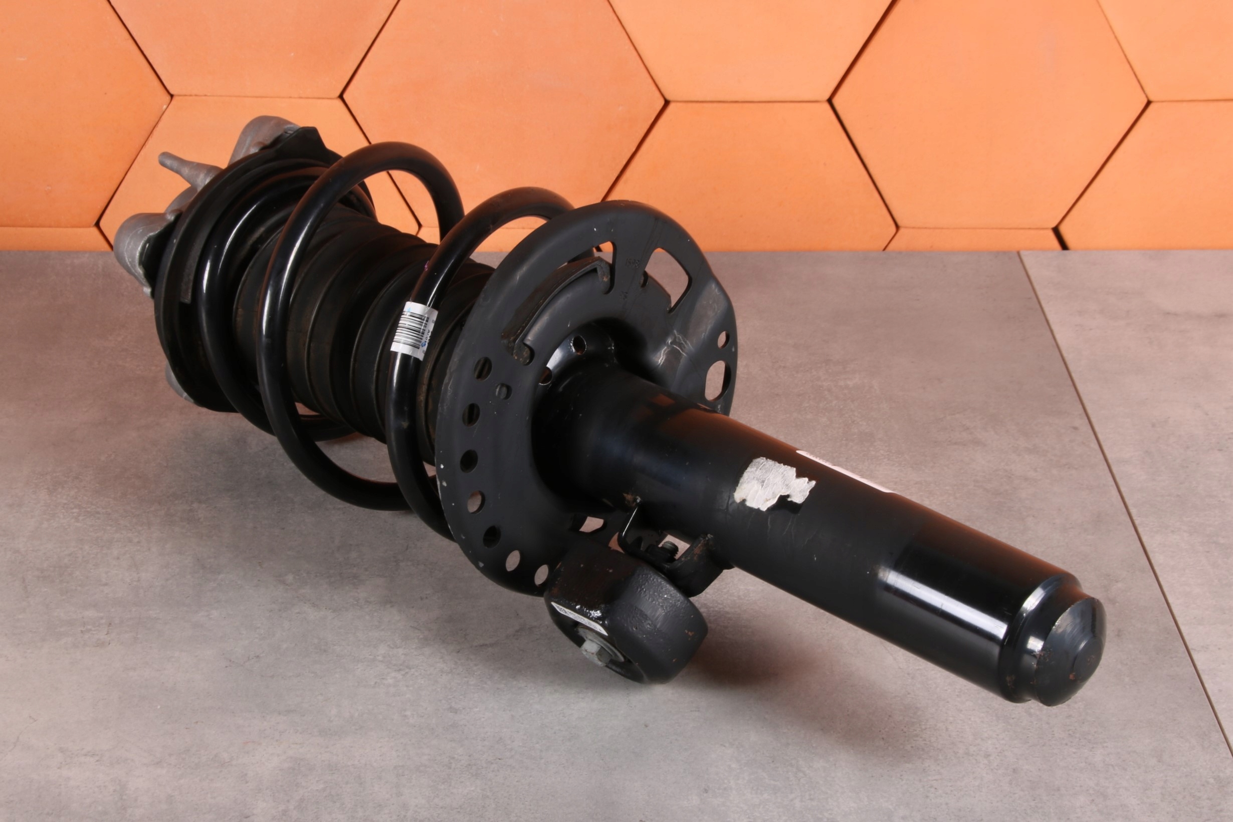 BMW G20 320dX 320iX 330iX shock absorber left front front 6879311 8 km !!!
