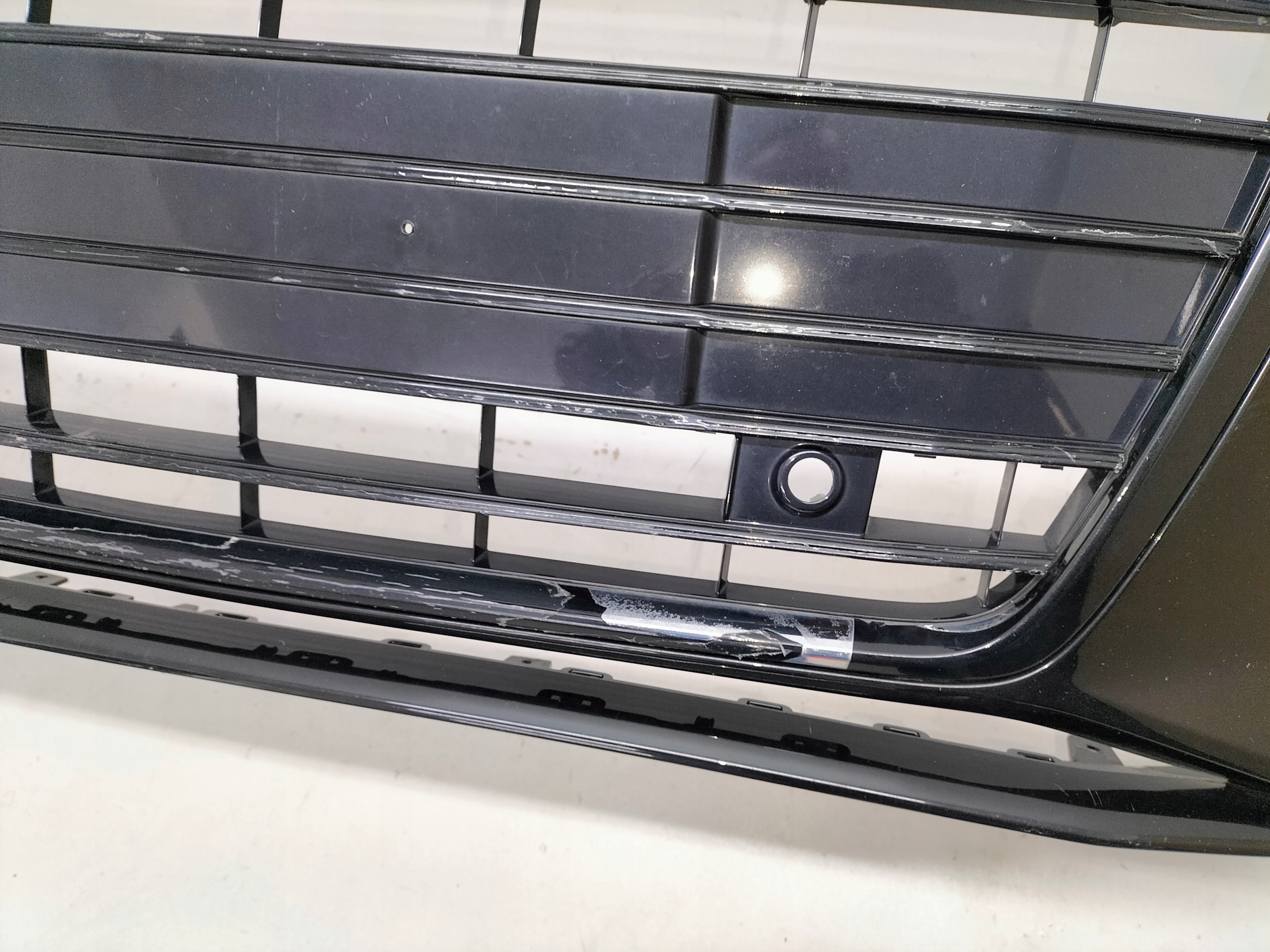 FRONTSTOSSSTANGE VORNE AUDI A6 C8 18