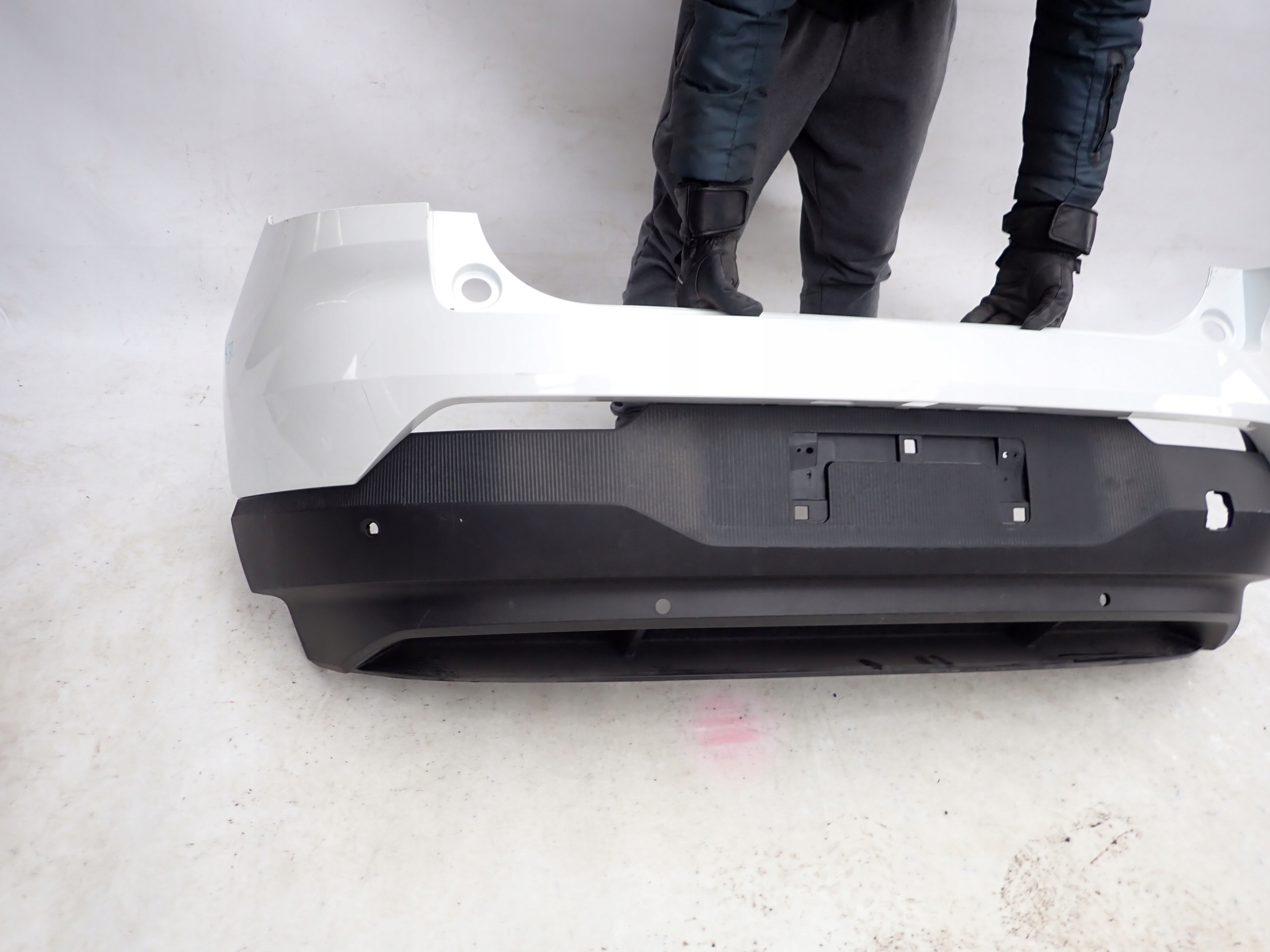 VOLVO EX30 23- bumper rear part rear 4PDC 31345662