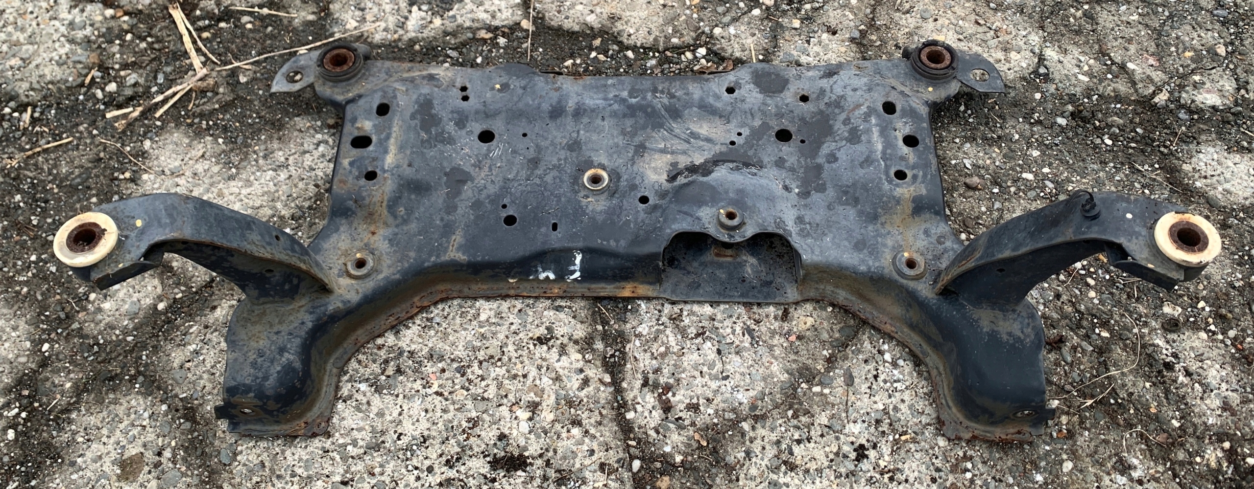 # subframe axle beam TRAWERS axle beam front FORD FOCUS MK3