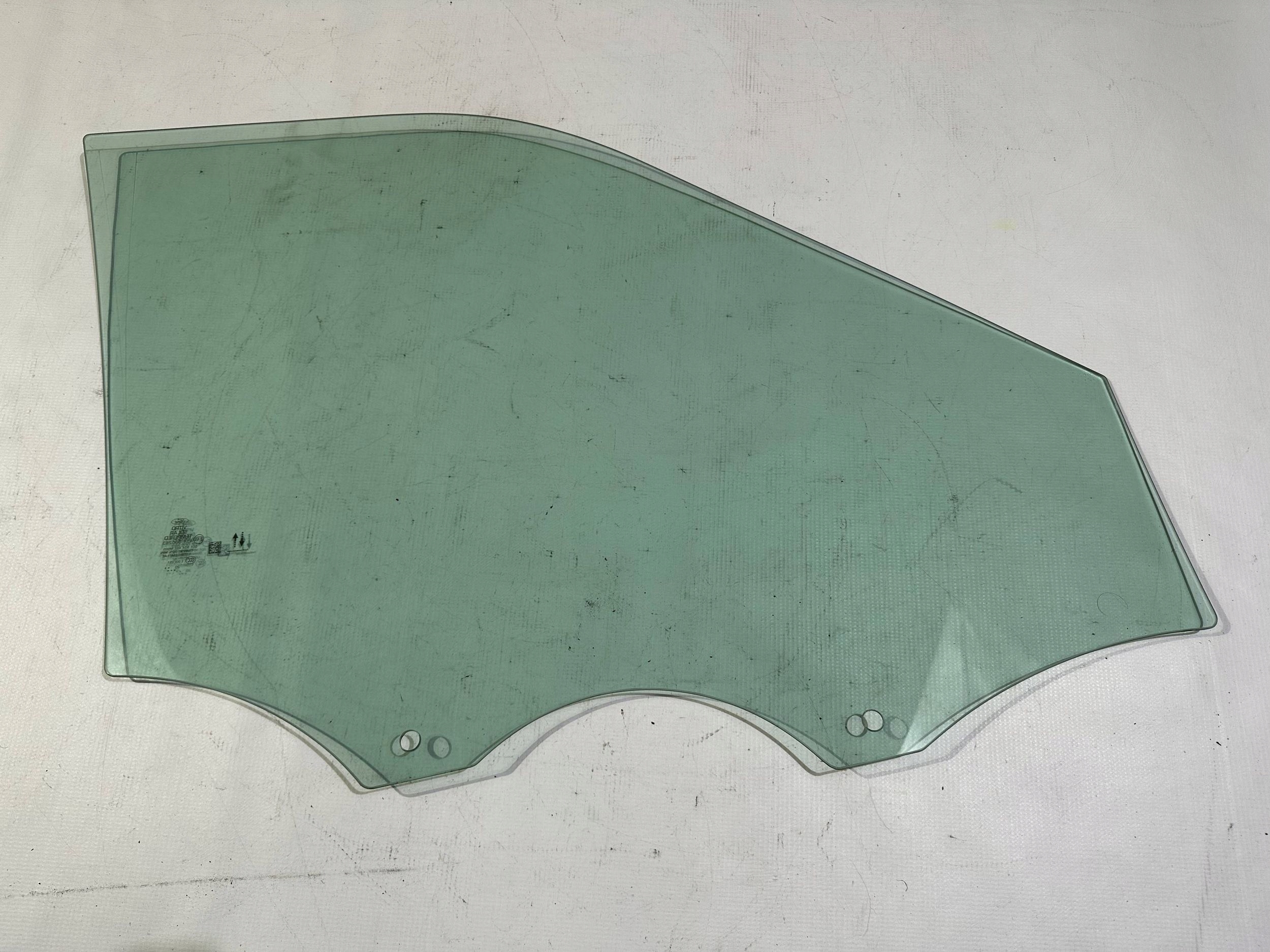 windscreen front left door driver´s Ford Explorer 2020+