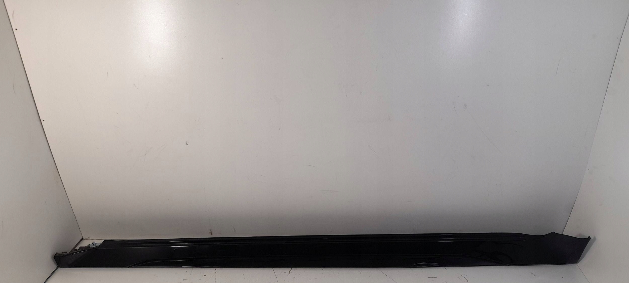 Audi RS6 C8 moulding threshold left 4K0853855B (T335)