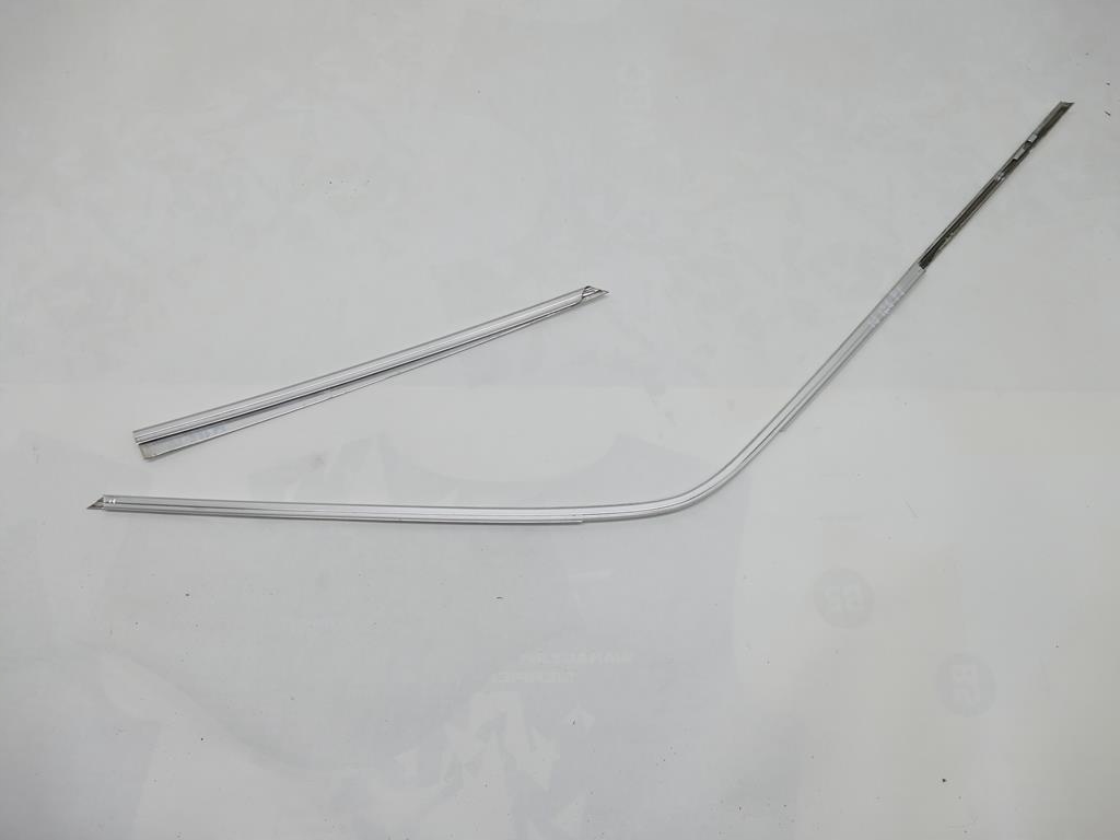 MERCEDES S W126 300 SE moulding door right front