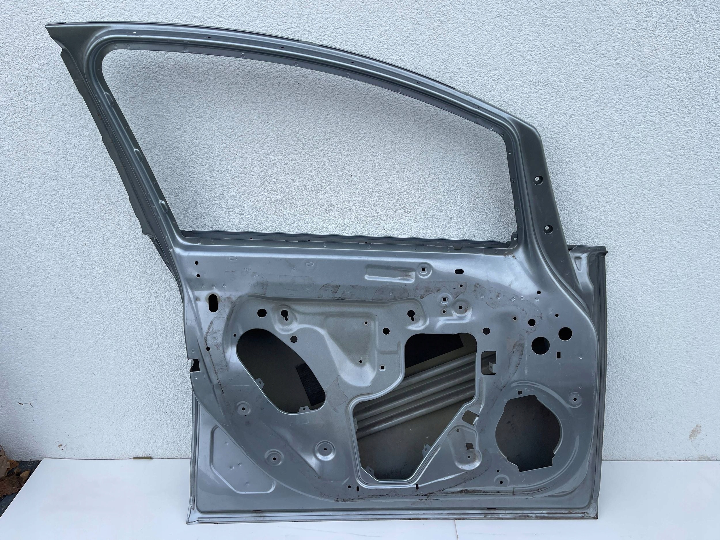 door front front left Opel Astra J 4 IV 10