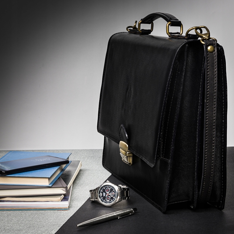 KLASYCZNA AKTÓWKA MĘSKA SKÓRZANA N01-BL Marka Paolo Peruzzi