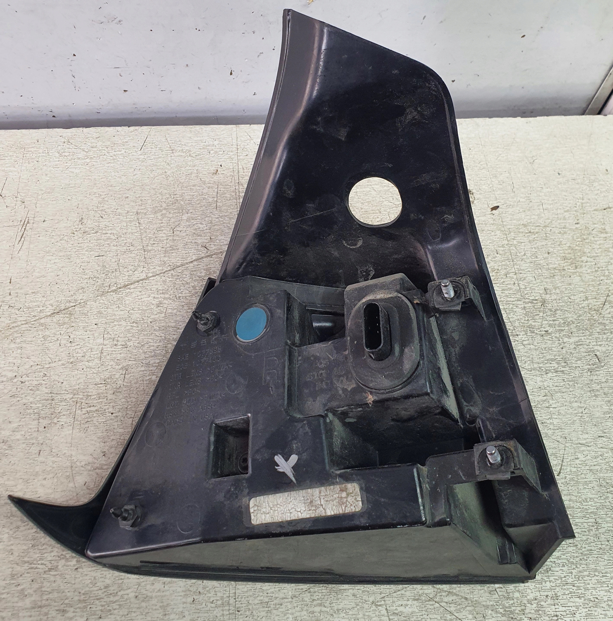 TESLA MODEL 3 LIFT / MODEL Y light rear part right rear LED original