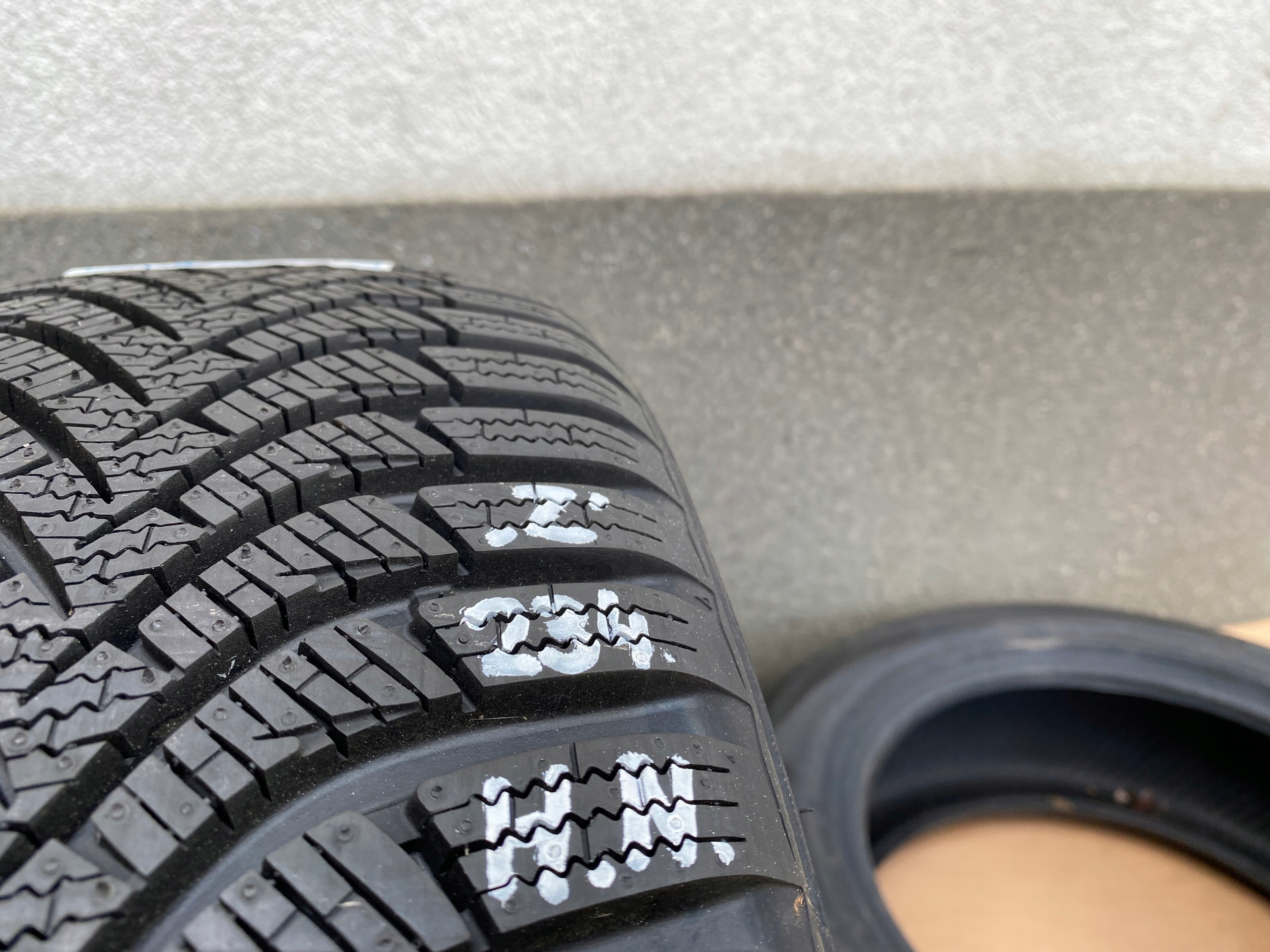 GD 2x OPONY 195/55R16 HANKOOK WINTER RS2 ZIMA Marka Hankook