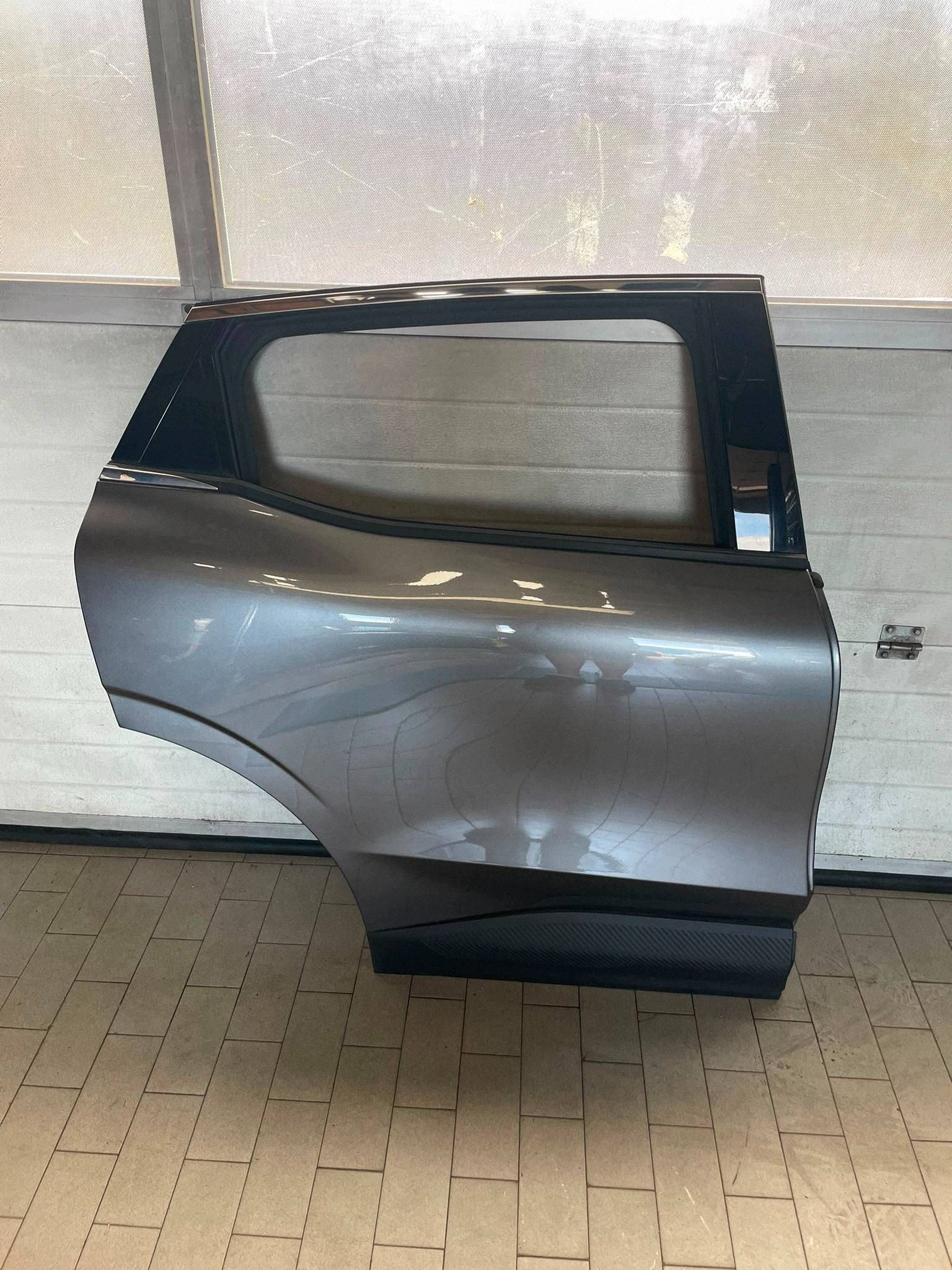 door rear. rear part side right Renault Megane V E-Tech BIYUY
