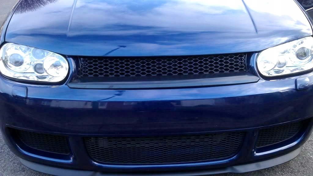 Grill atrapa VW Golf 4 IV R32 look HONEY plaster Producent części AD