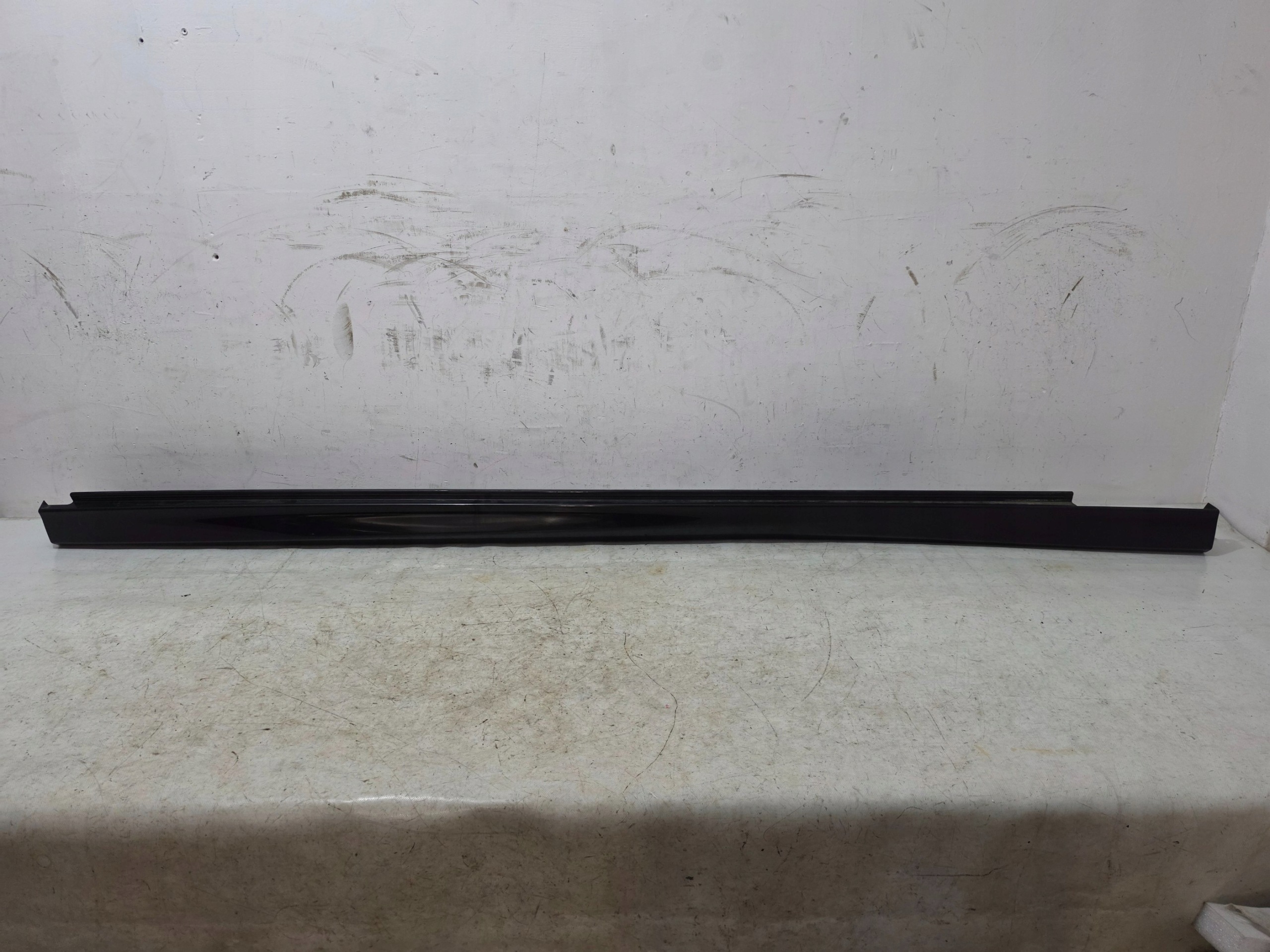 DODGE CHARGER SRT 2019- right moulding threshold original PX8 1QA50TRMAF