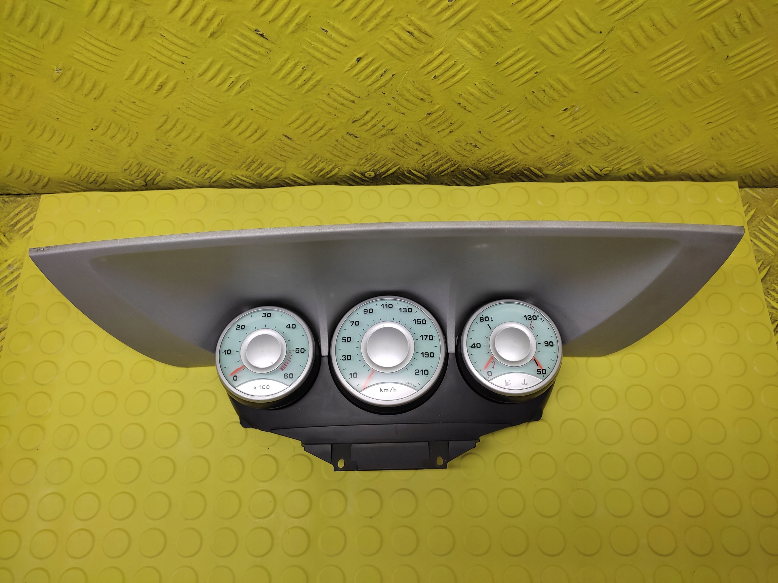 CITROEN C8 2.0 HDI dials ZEGARY1496274080