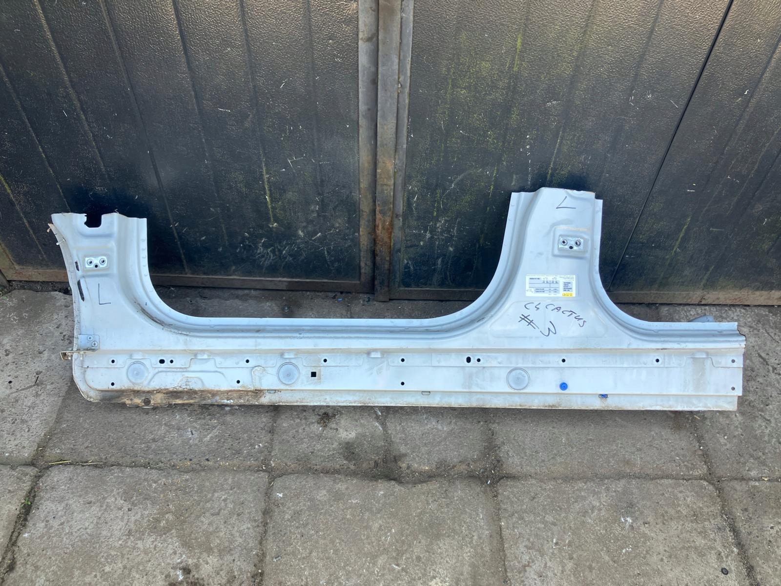 threshold left front CITROEN C4 CACTUS