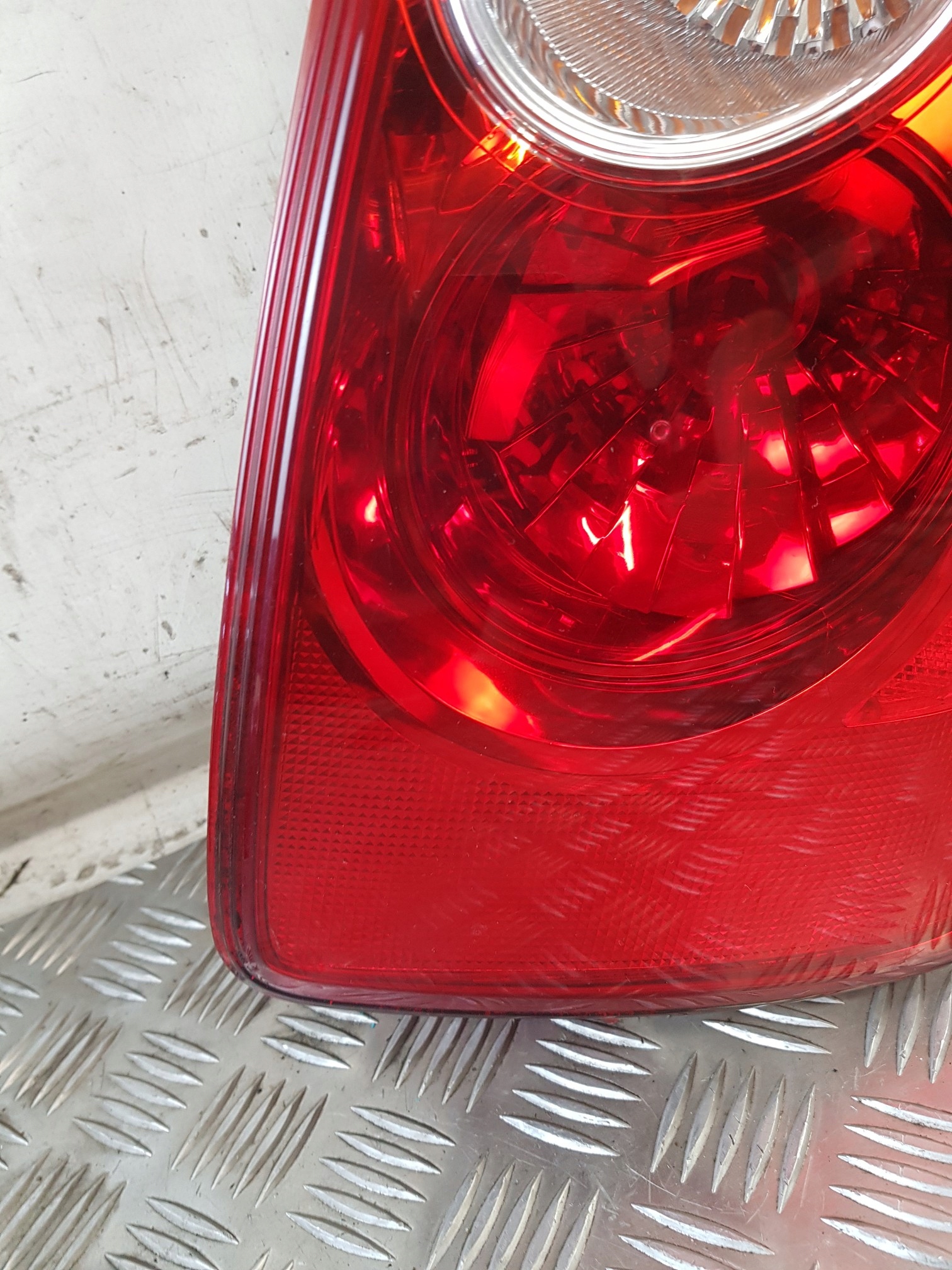 light right rear part C23551150 MAZDA 5 and CR 06R
