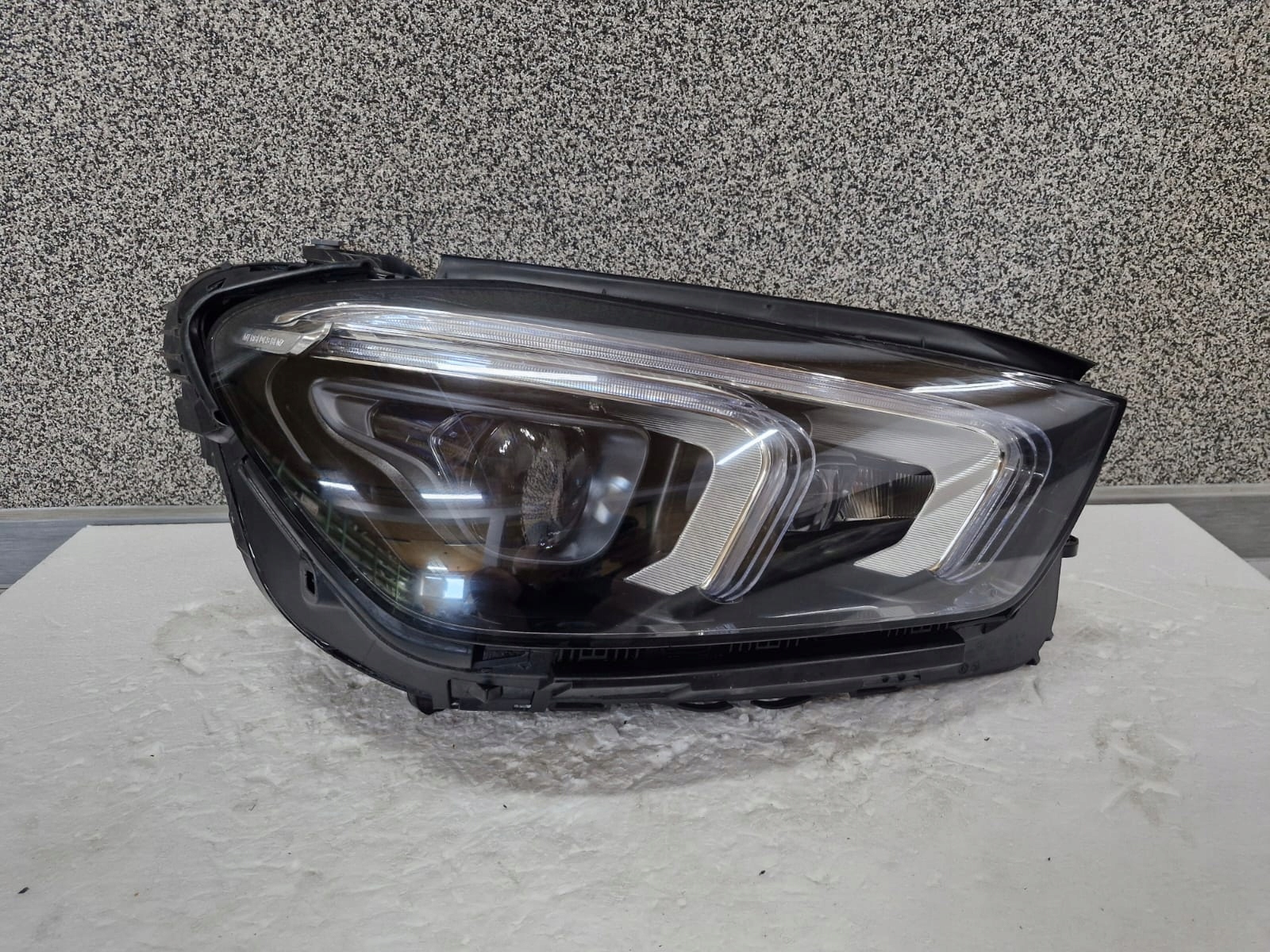 light right Mercedes Gle W167 FULL LED Multibeam LED