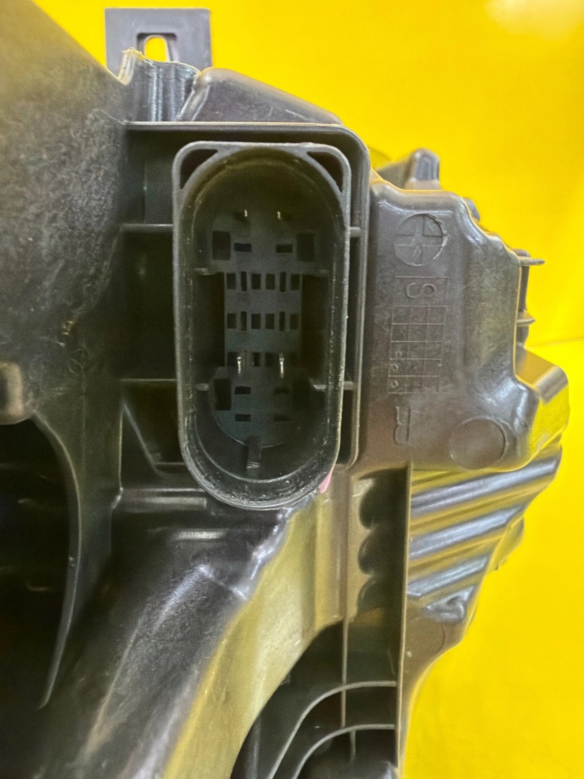 light right front Mercedes GLA H247 W247 Lift Full Led A2479063604