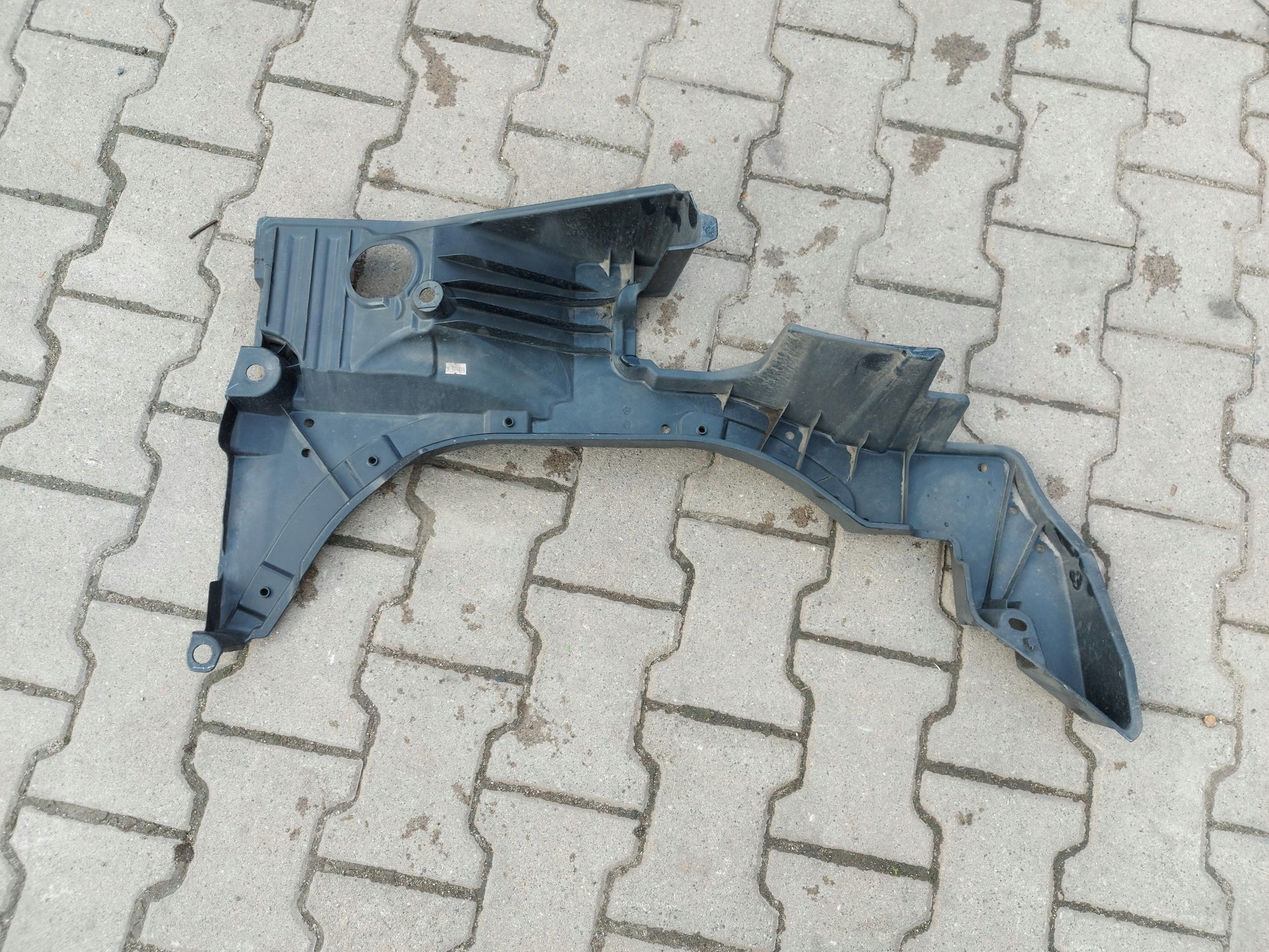 Toyota Corolla E21 Blende Abdeckung Unterfahrschutz heck rechts
