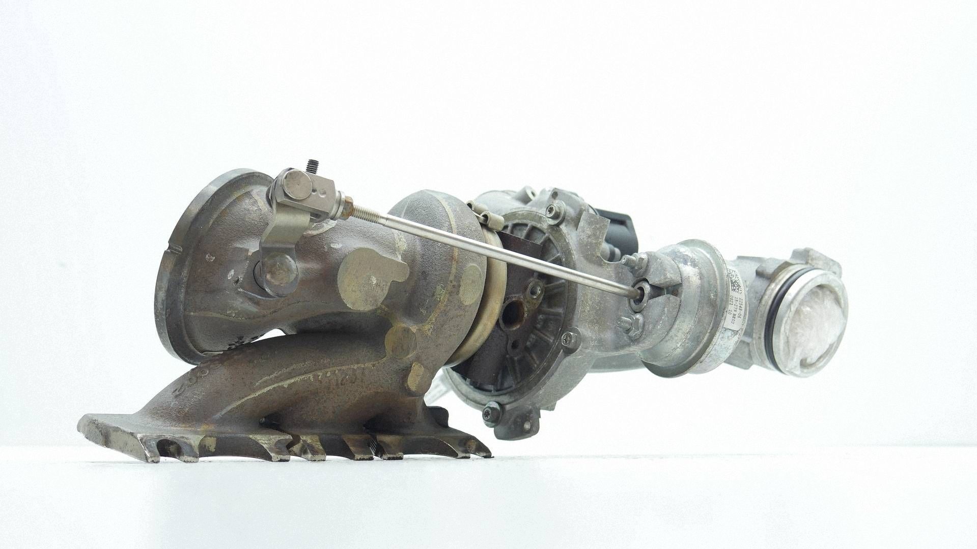 turbo left MERCEDES W205 3.0 A2760901580