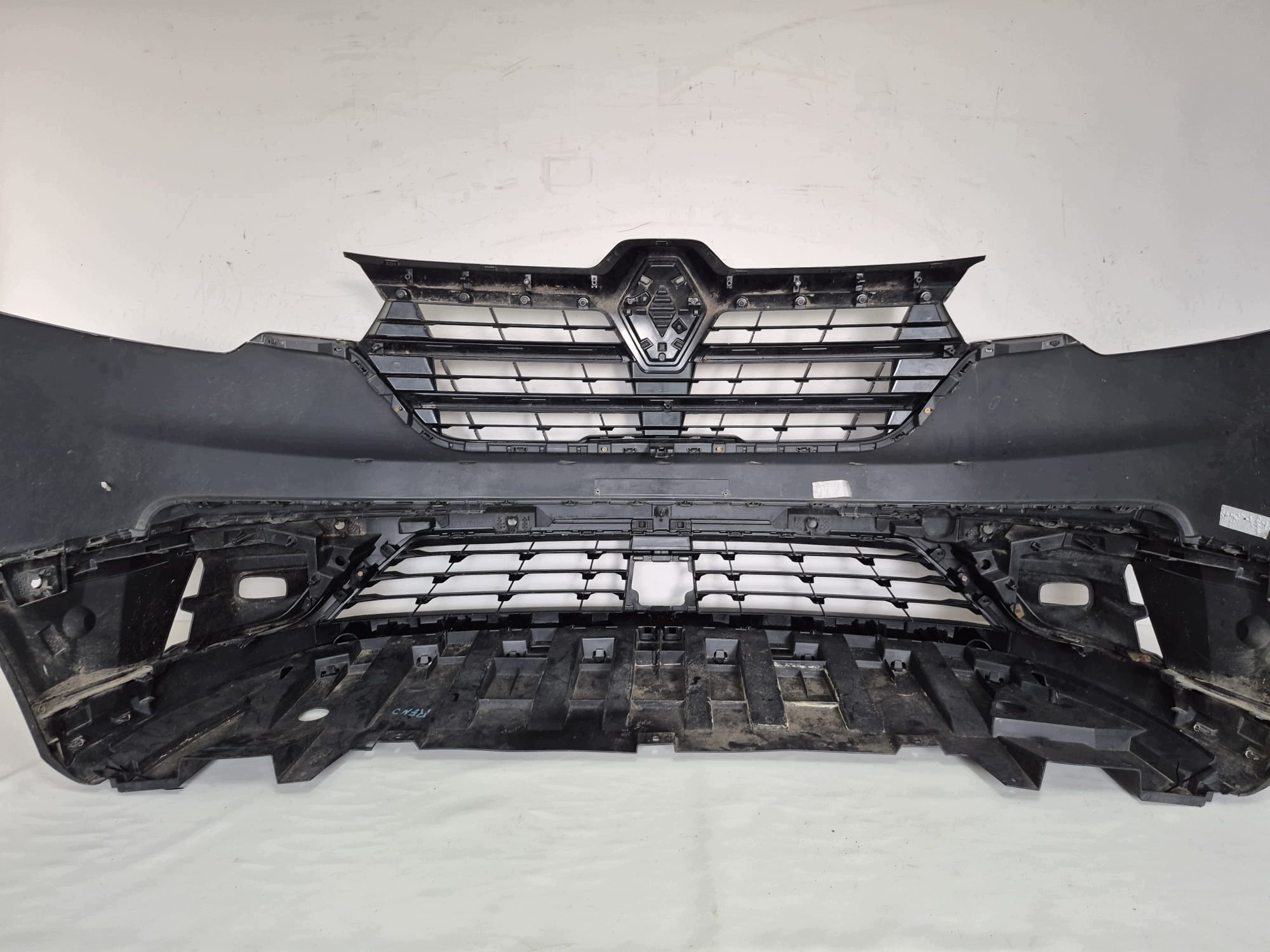 RENAULT TRAFIC IV 21- bumper front front grill 620226941R