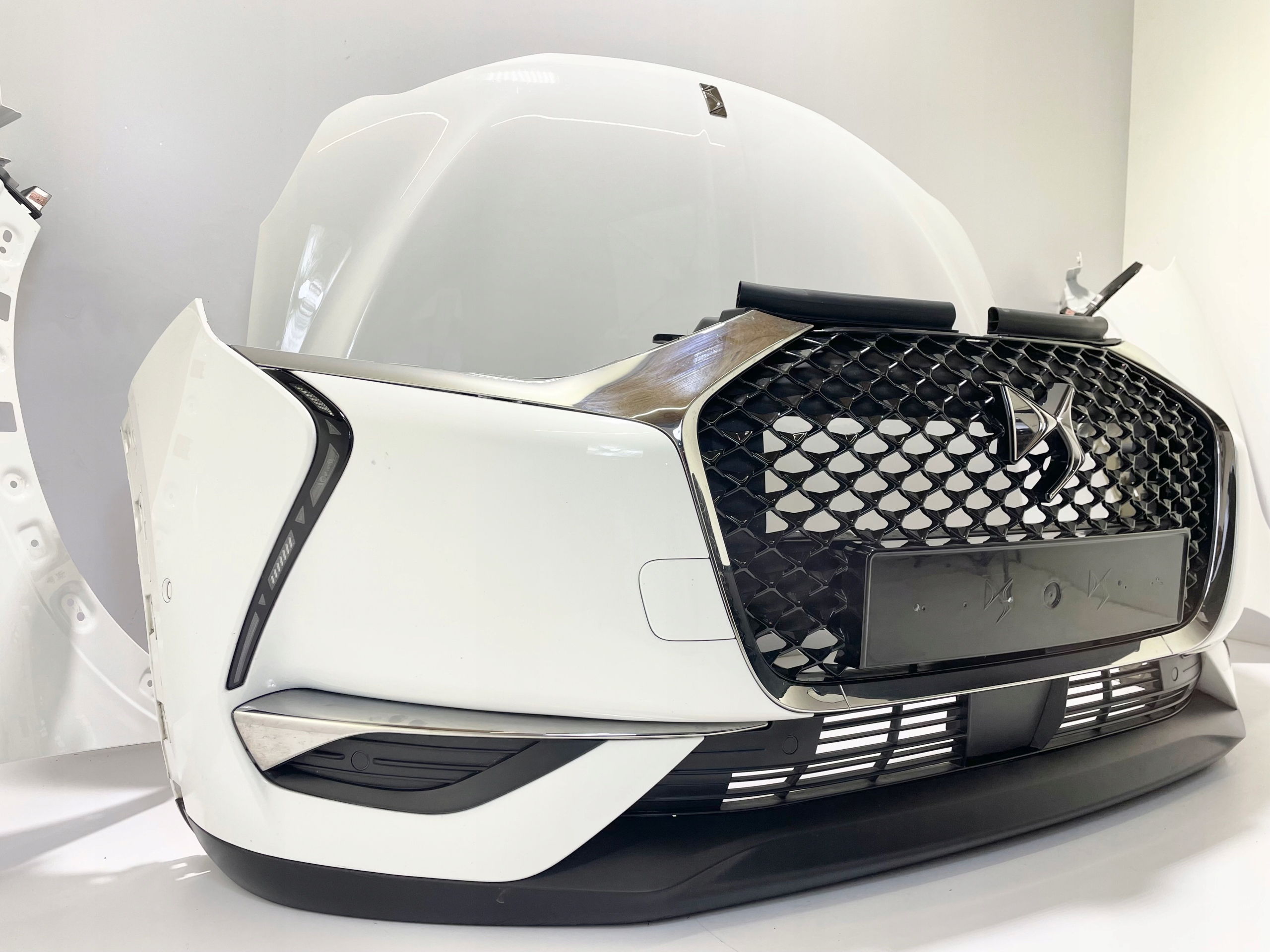 CITROEN DS3 CROSSBACK 1.2 THP KOMPLETNY PRZÓD EWP FULL LED Typ samochodu Samochody dostawcze