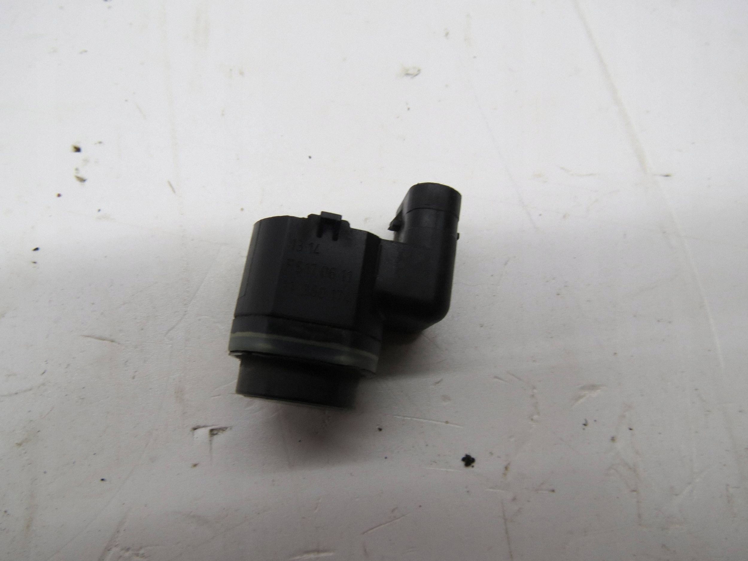 Sensor Parken PDC VOLVO S60 II V60 und 31341345