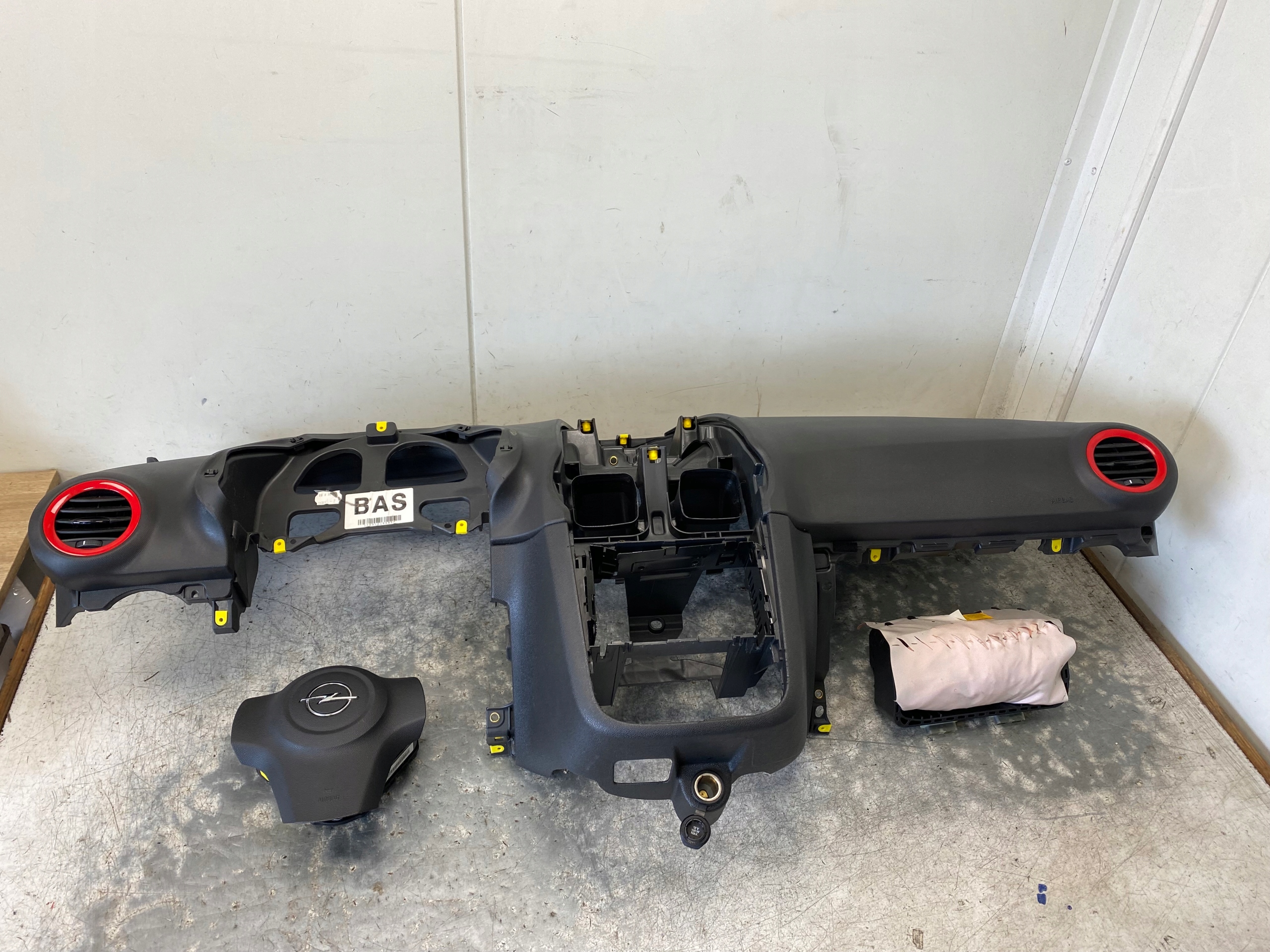 OPEL CORSA D LIFT dashboard console airbag airbag EUROPA