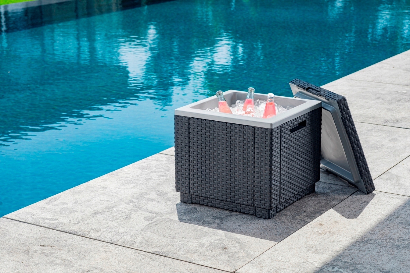 Lodówka ogrodowa siedzisko ICE CUBE Keter antracyt Cechy dodatkowe schowek