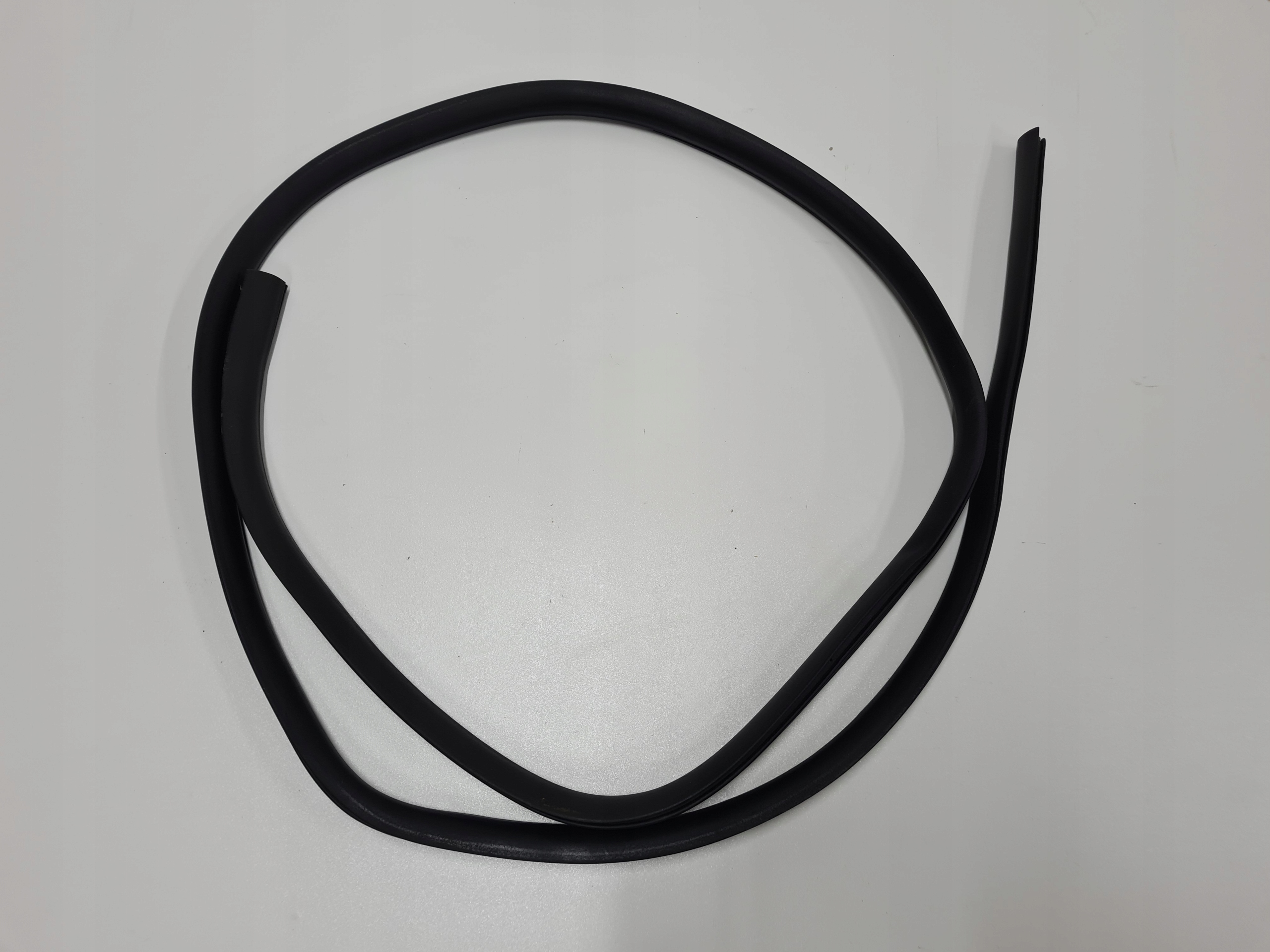 VW T5 T6 CARAVELLE uszczelka drzwi LEWY PRZÓD 7E0837761