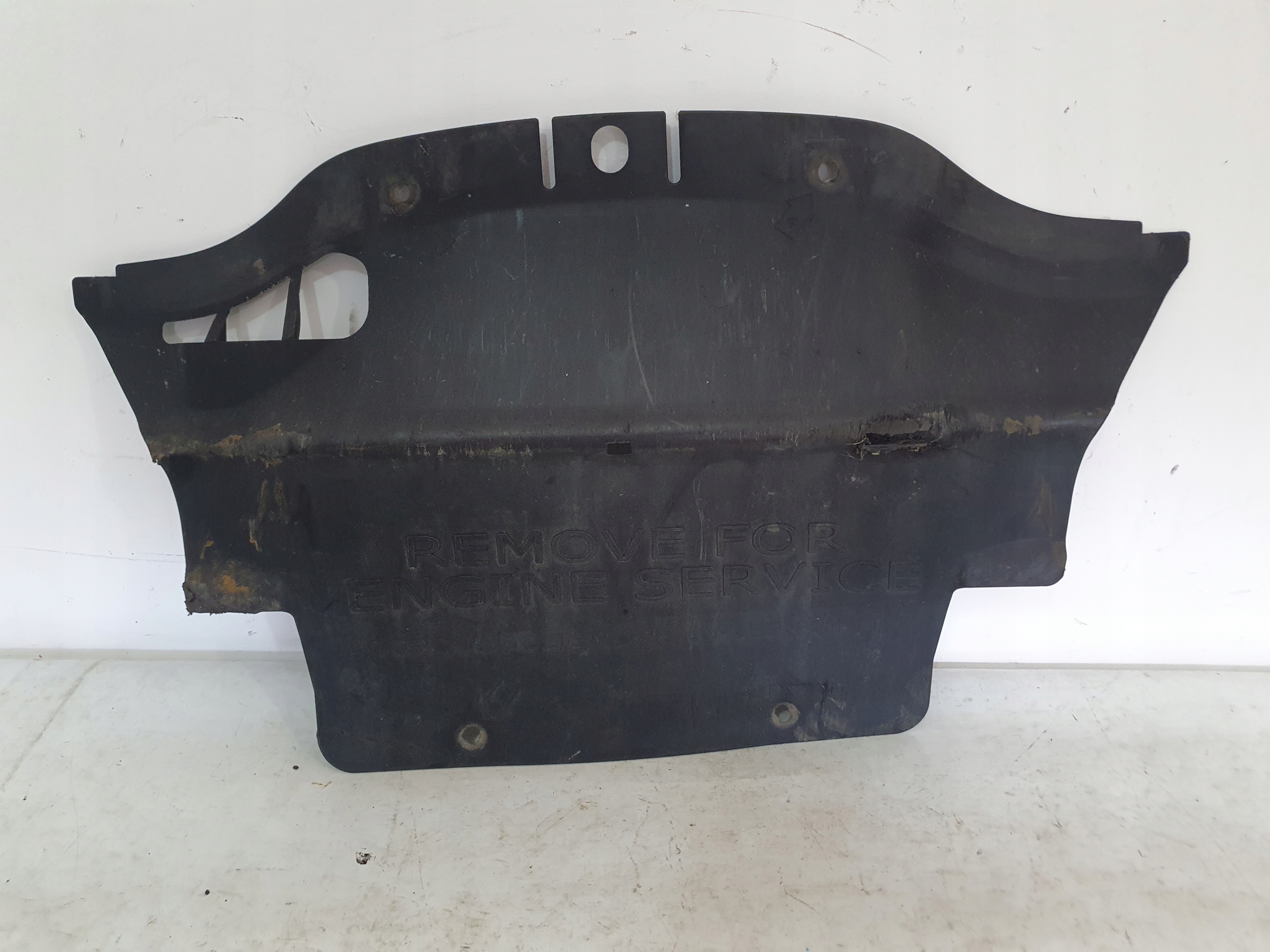 DODGE CHALLENGER 2015- OSŁONA POD SILNIK 4WD 68214816AA Numer katalogowy części 68214816AA