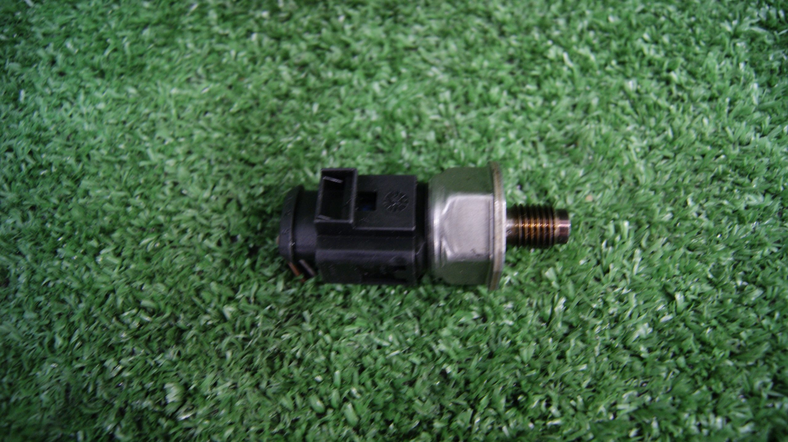 Capteur Pression Carburant AUDI A6- C6 059130758L 3.0 TDI