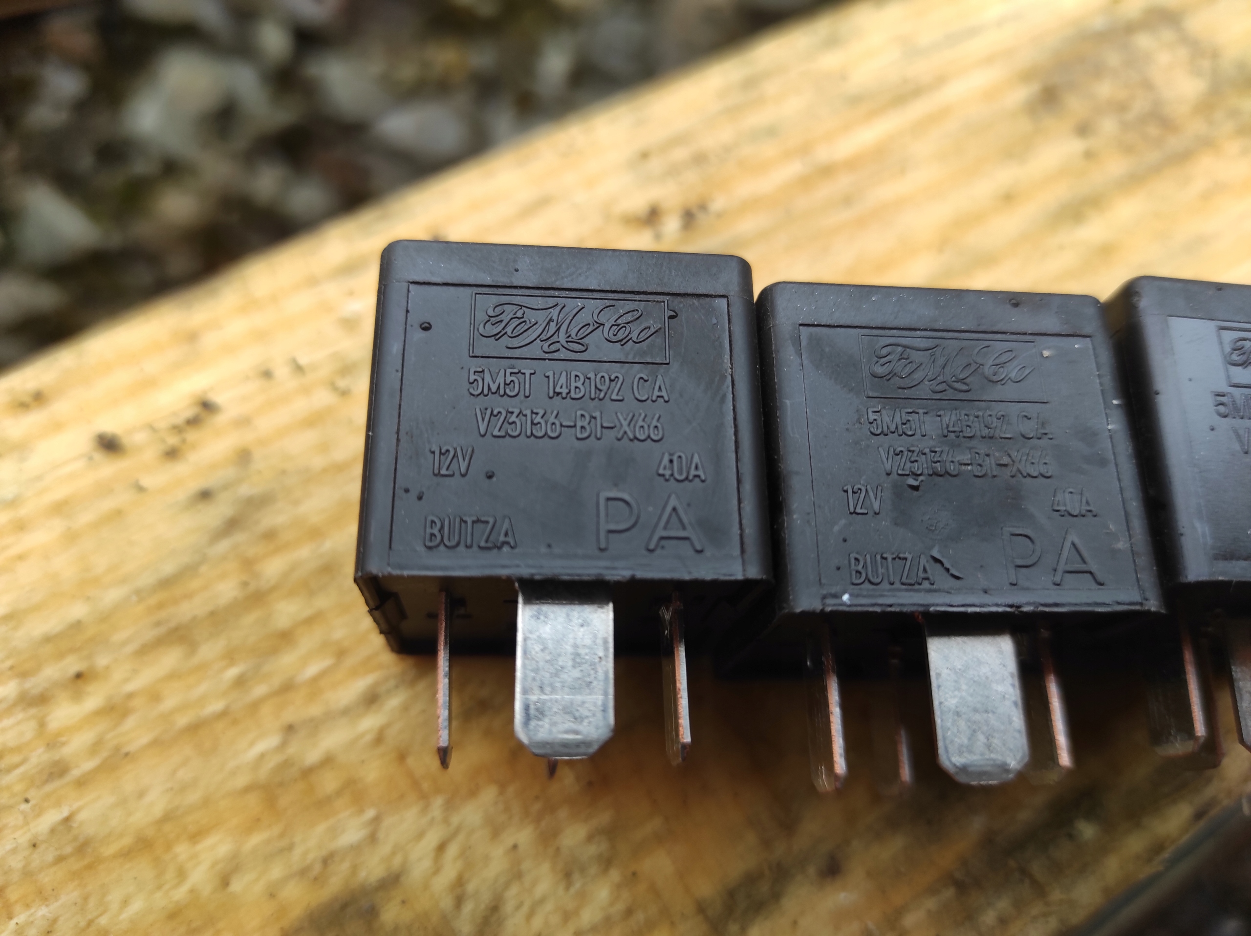 relay LAND ROVER DISCOVERY SPORT 5M5T-14B192-CA
