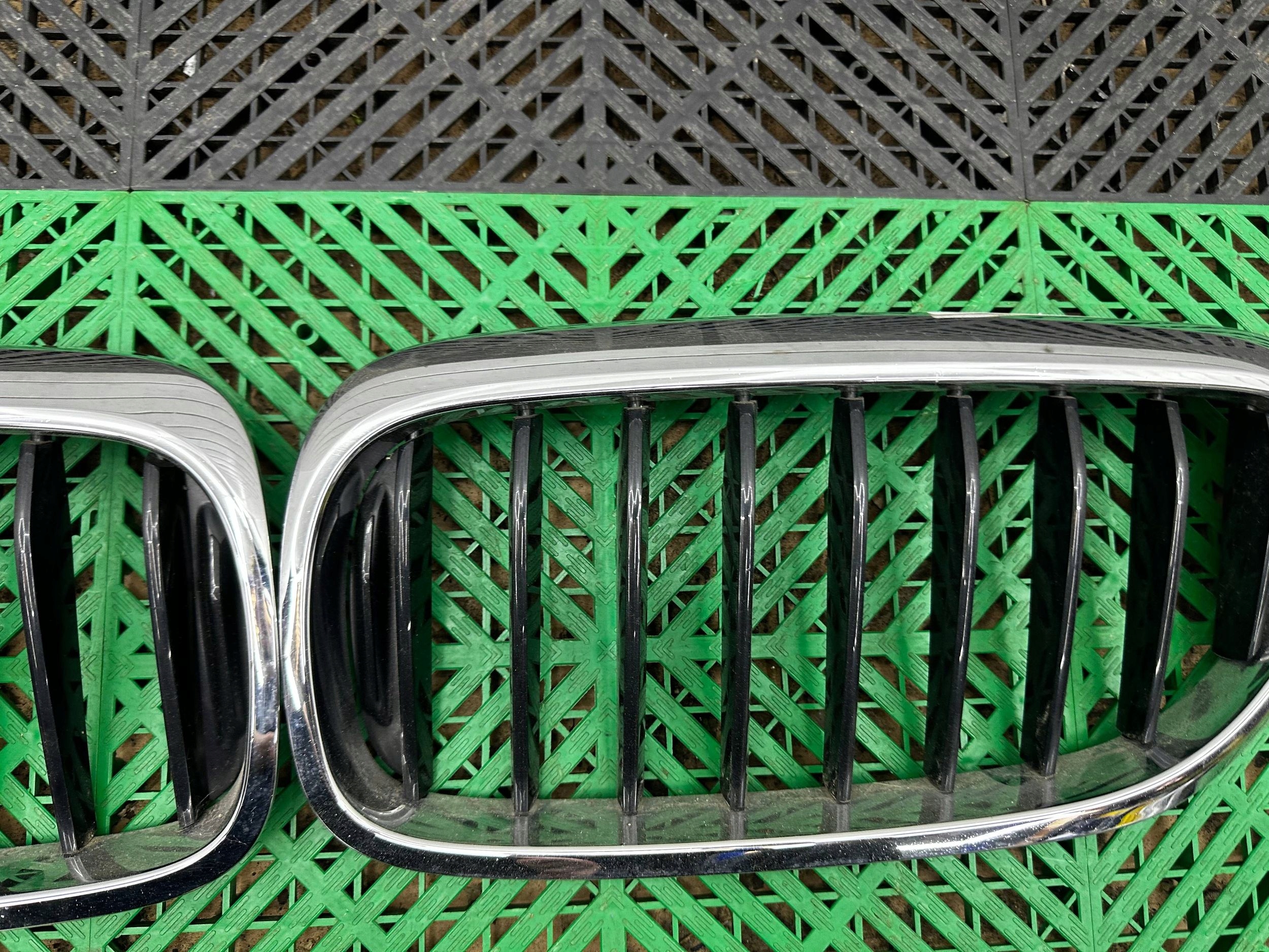 grille radiator (grill) BMW 5 G30 G31 8070469