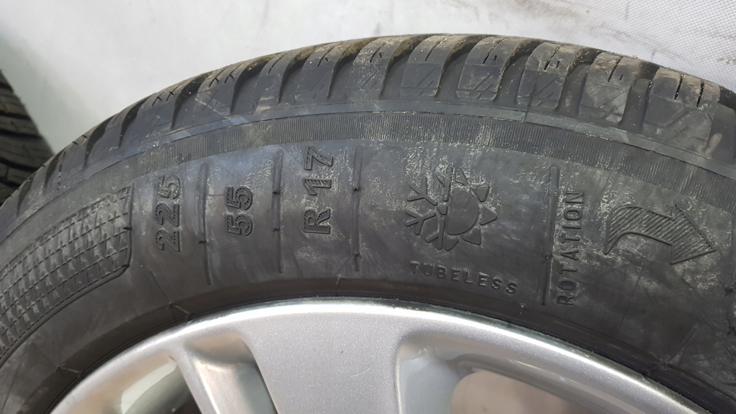 KOŁA FELGI OPONY OPEL INSIGNIA B 17'' Kolor Srebrny