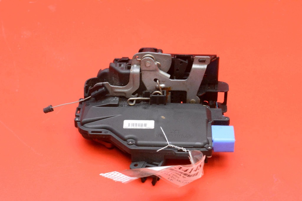 lock door left front front EU 3D1837015AB VW GOLF 5 V plus 04-09