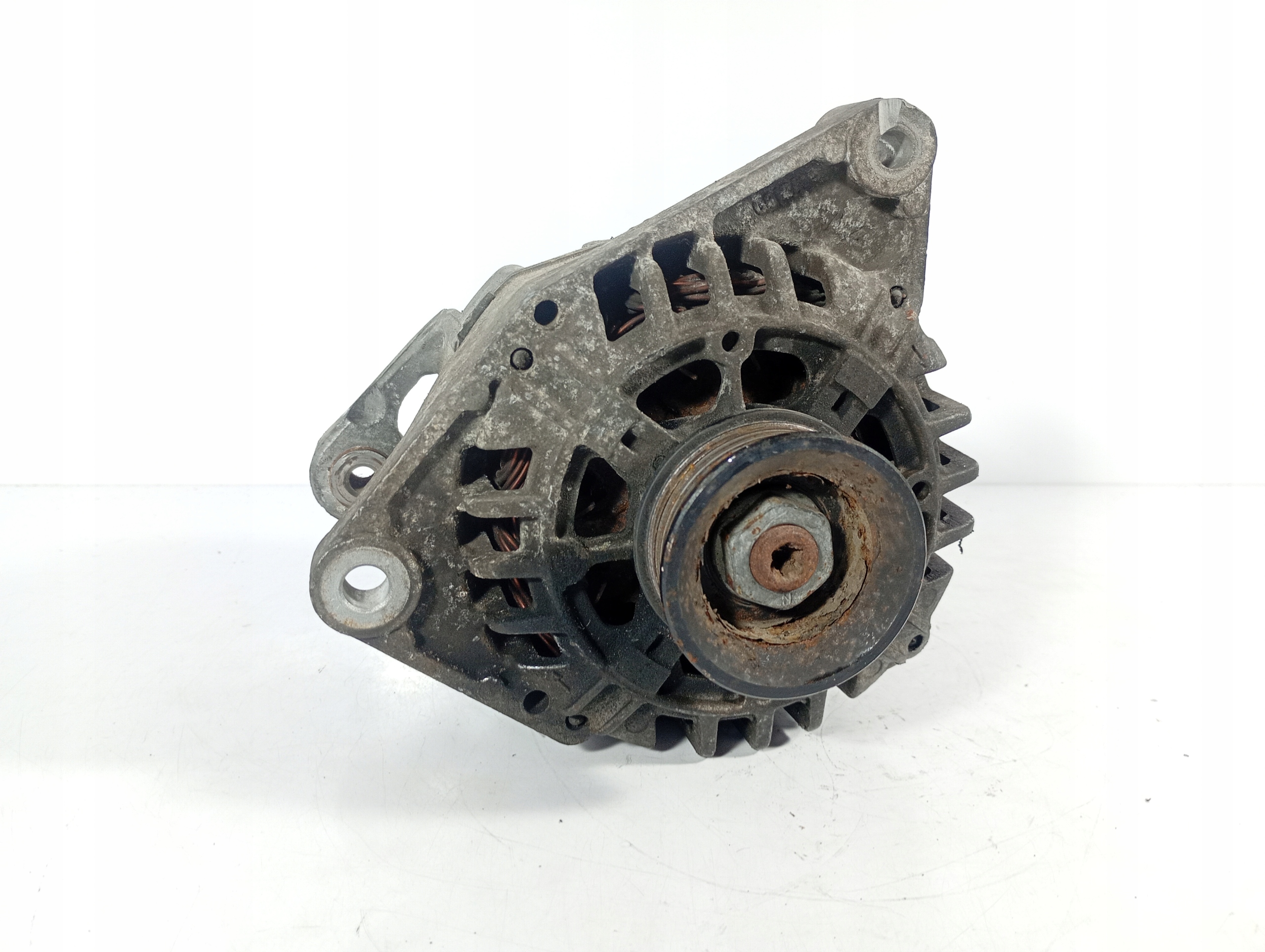 PASSAT B5 96-05 alternator 1.8 OE 06B903016D