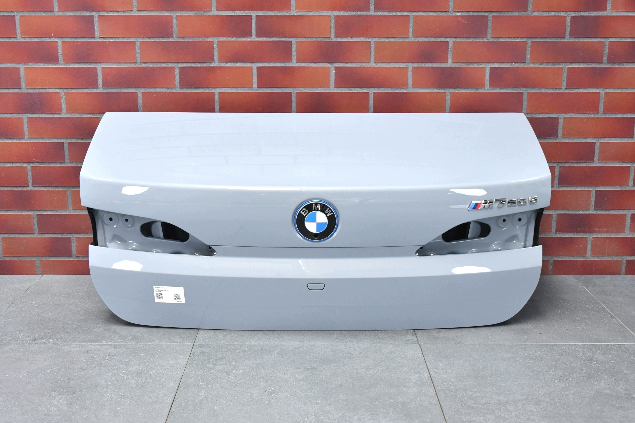 boot door rear BMW 7 G70 m-packet C4P BROOKLYN GRAU