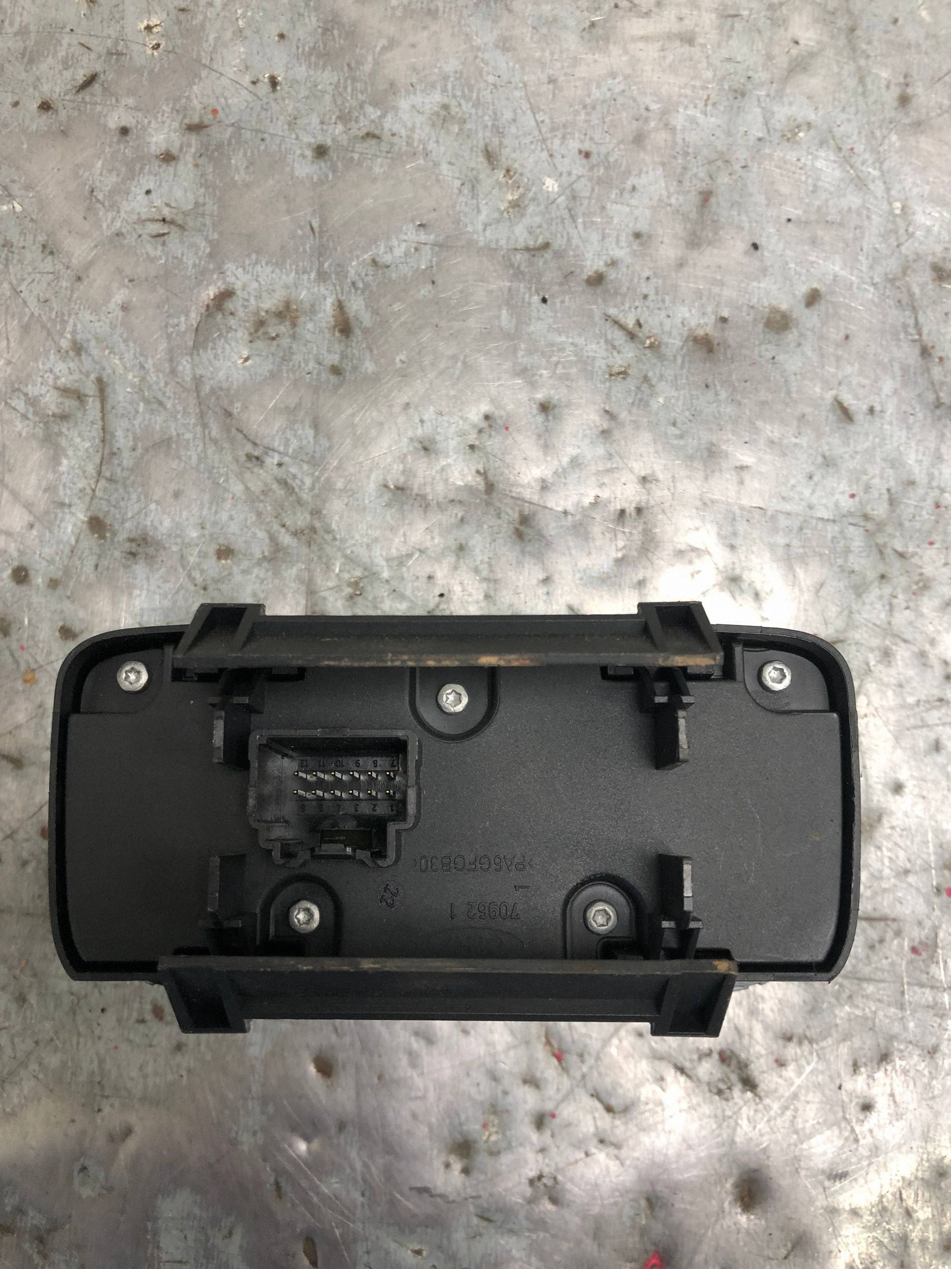 switch light switch FORD FIESTA MK7 8A6T-13A024-AB