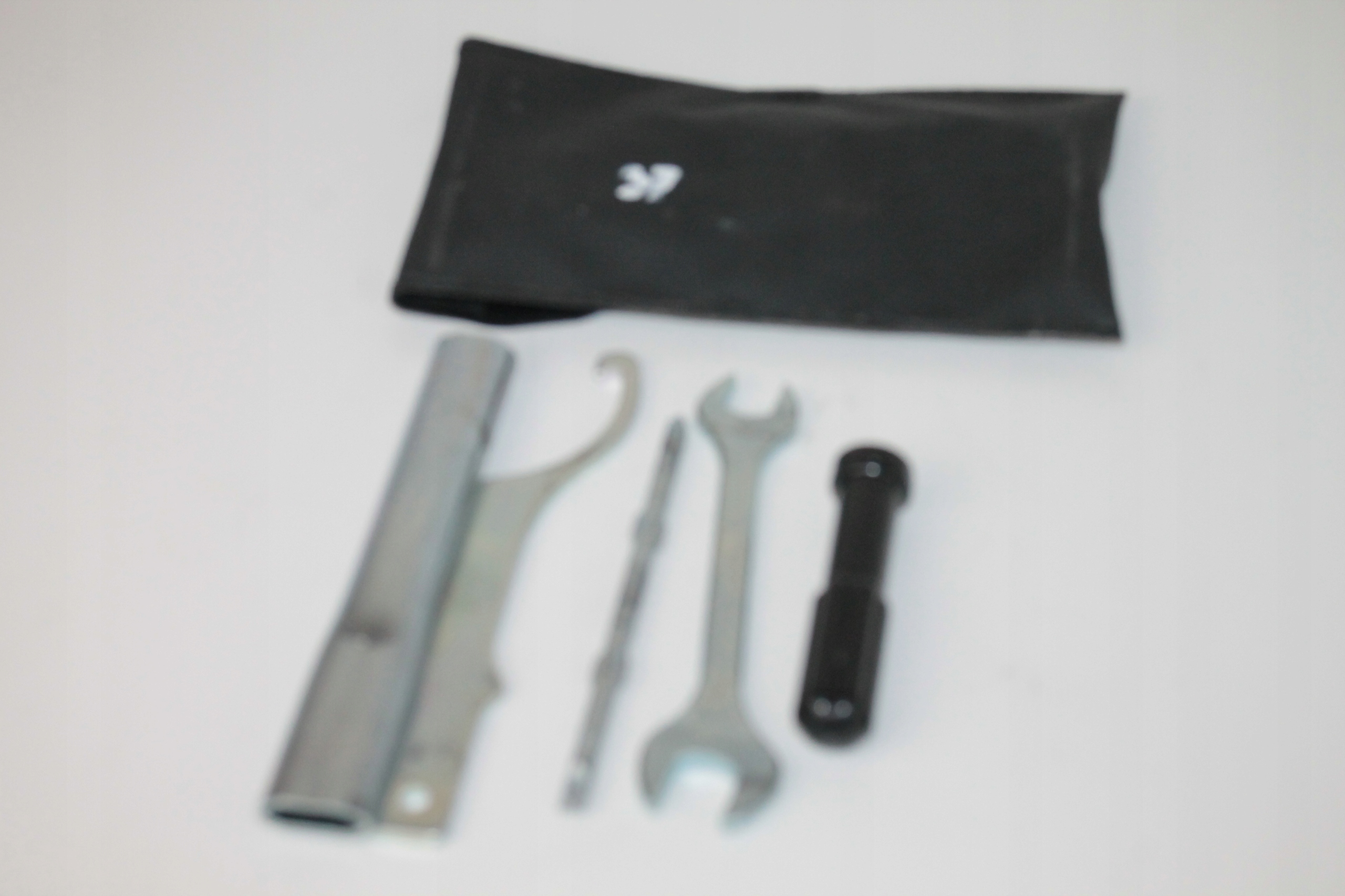 YAMAHA XSR 900 XSR900 KLUCZE SERWISOWE ZESTAW