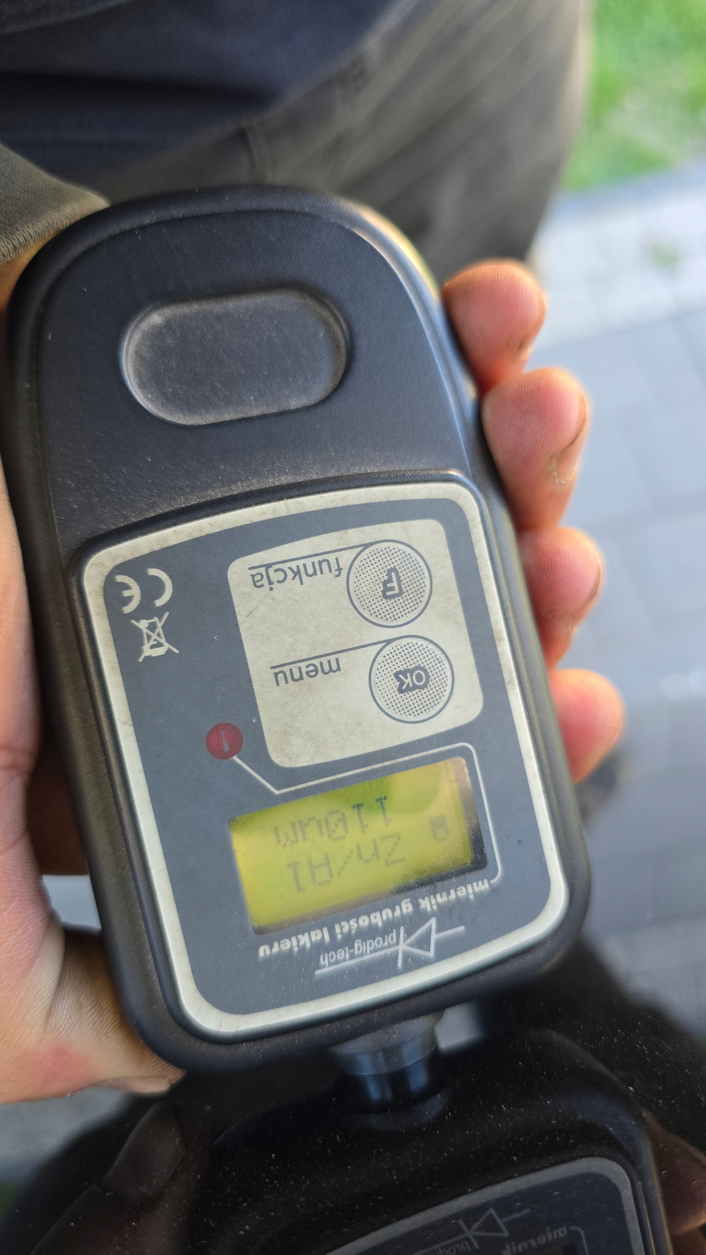 MASKA POKRYWA SILNIKA AUDI A4 B9 LIFT 19- LY9B Waga produktu z opakowaniem jednostkowym 30 kg