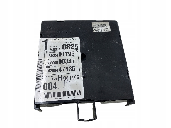 RENAULT ESPACE IV module UCH compartment 8200500347